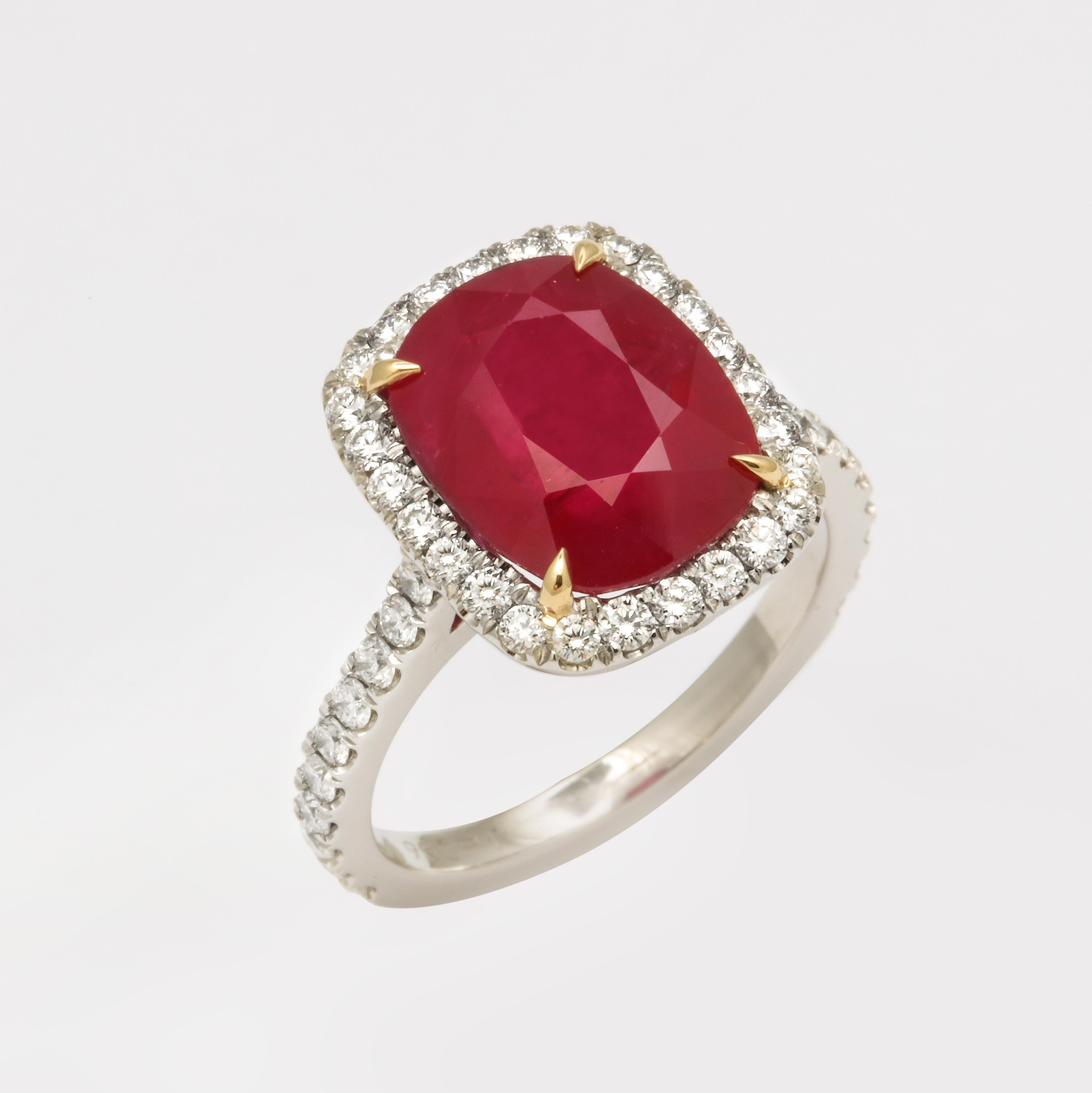 5 Carat Burma Ruby and Diamond Ring In New Condition For Sale In New York, NY