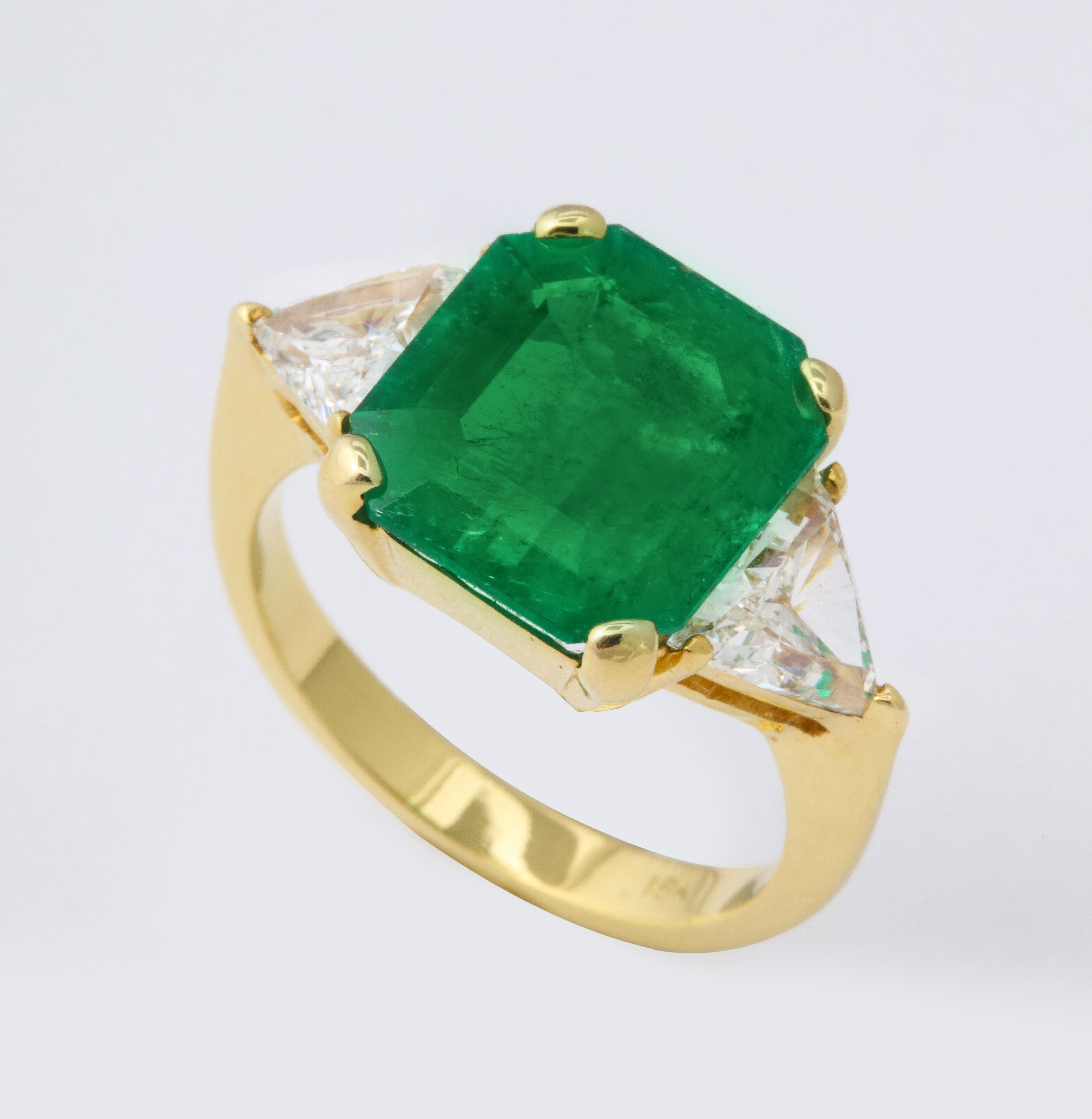 5 Carat Colombian Emerald Ring In Excellent Condition In New York, NY