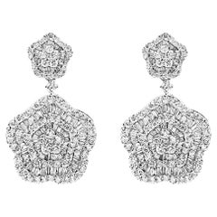 Boucles d'oreilles pendantes en diamants de forme mixte de 5 carats certifiés