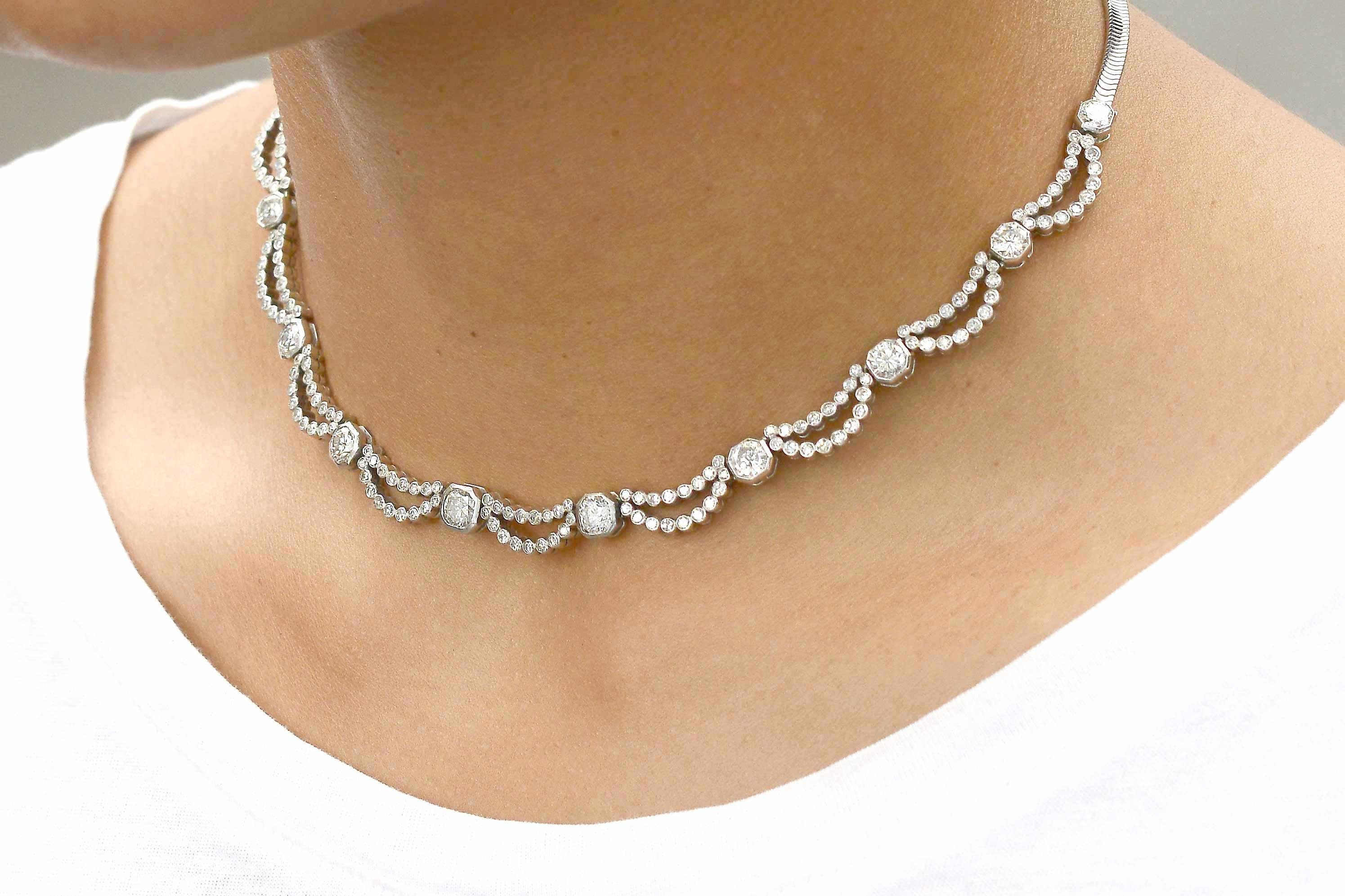 scalloped diamond necklace