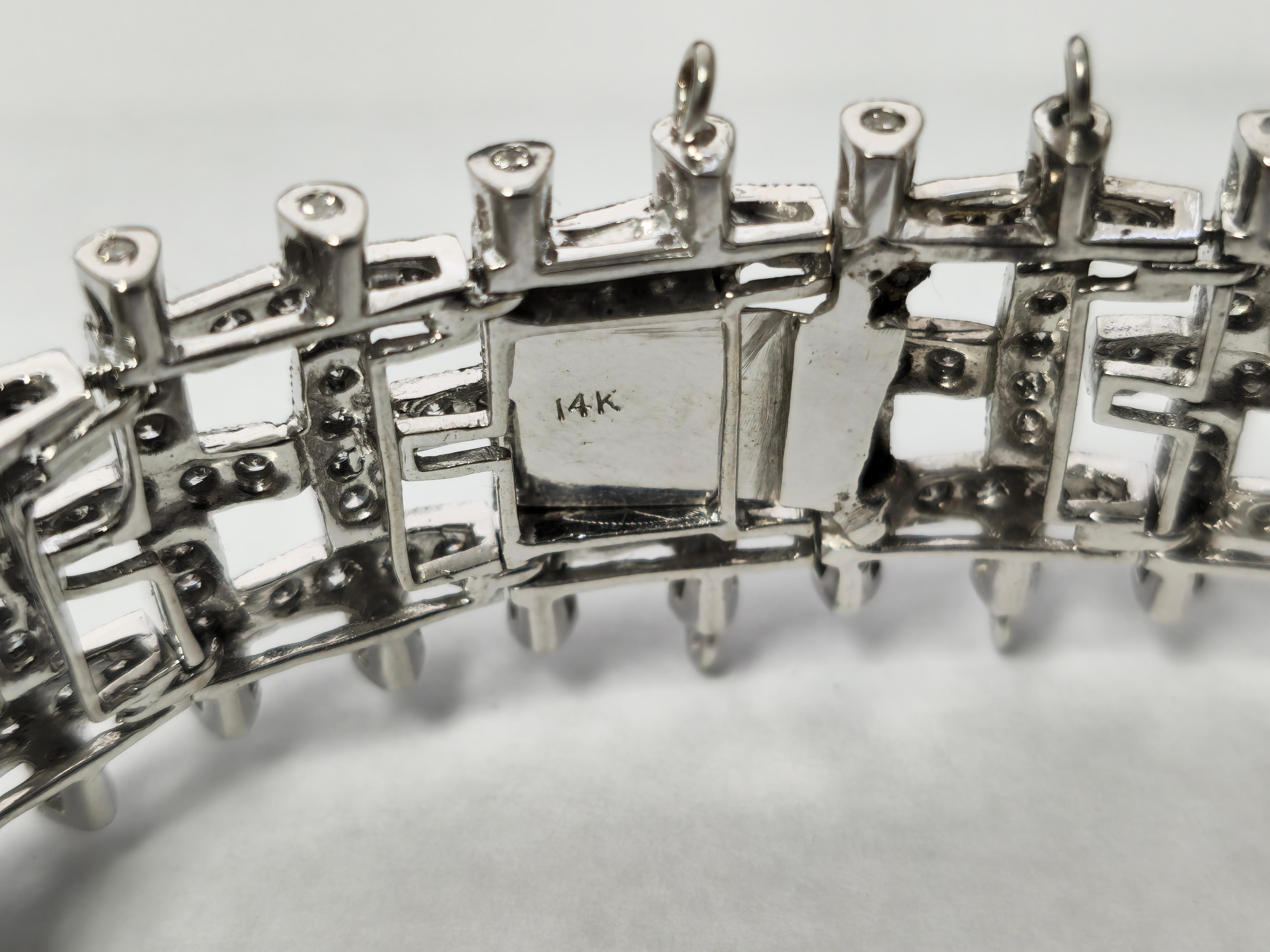 Bracelet en or blanc 14 carats serti de diamants de 5 carats (GIA) en vente 1