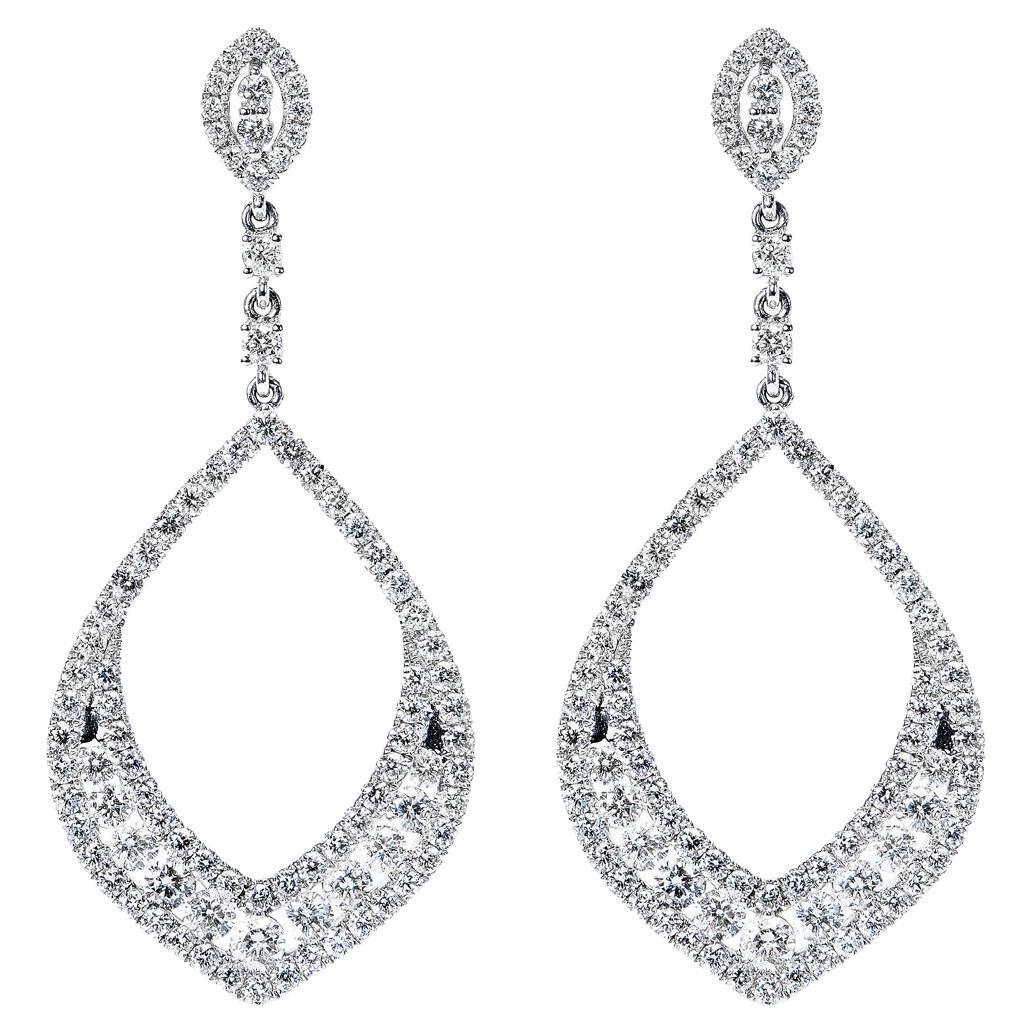 Boucles d'oreilles pendantes en diamant 5 carats certifié en vente