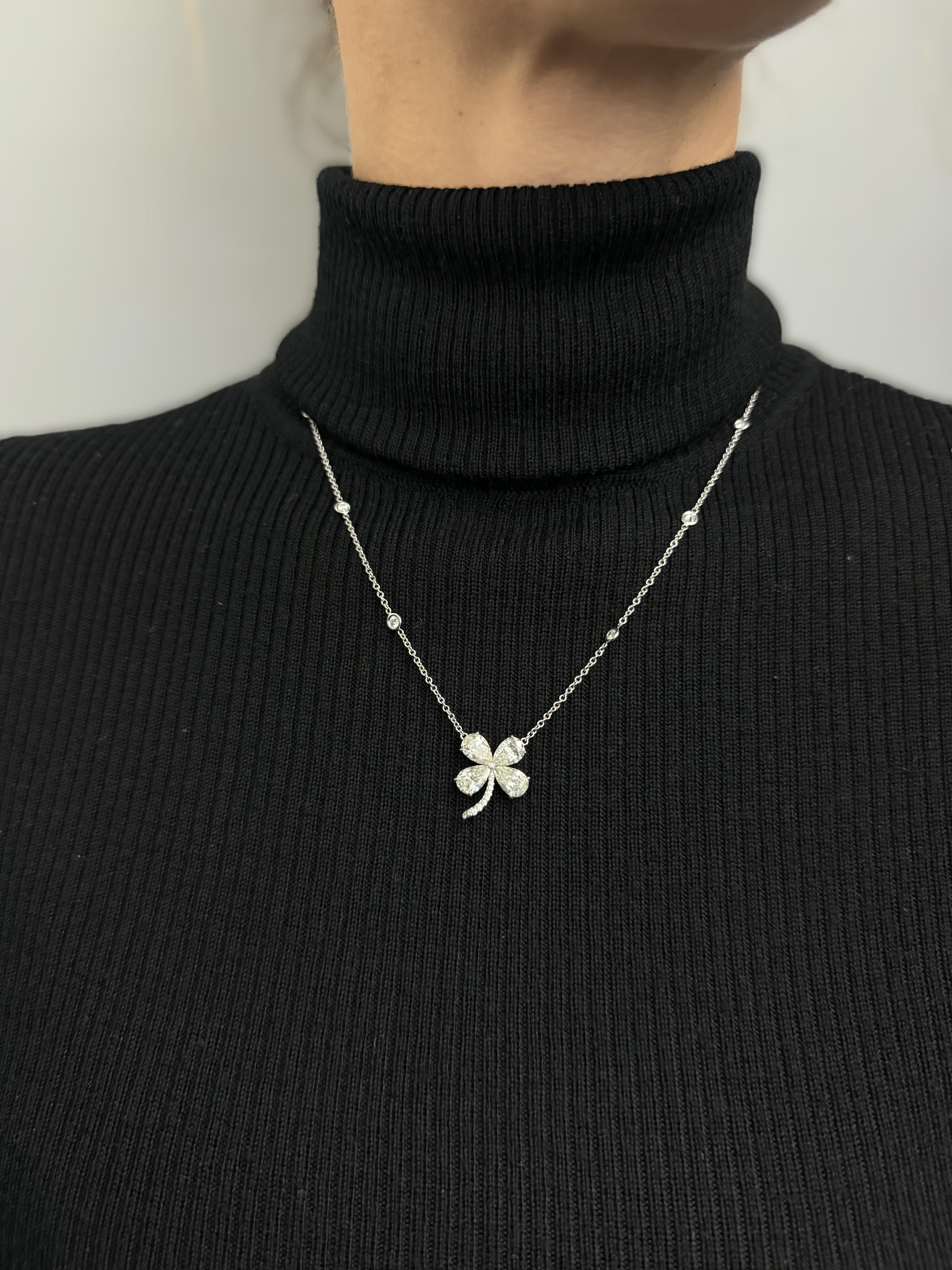 5 Carat Diamond Clover Pendant In New Condition For Sale In New York, NY