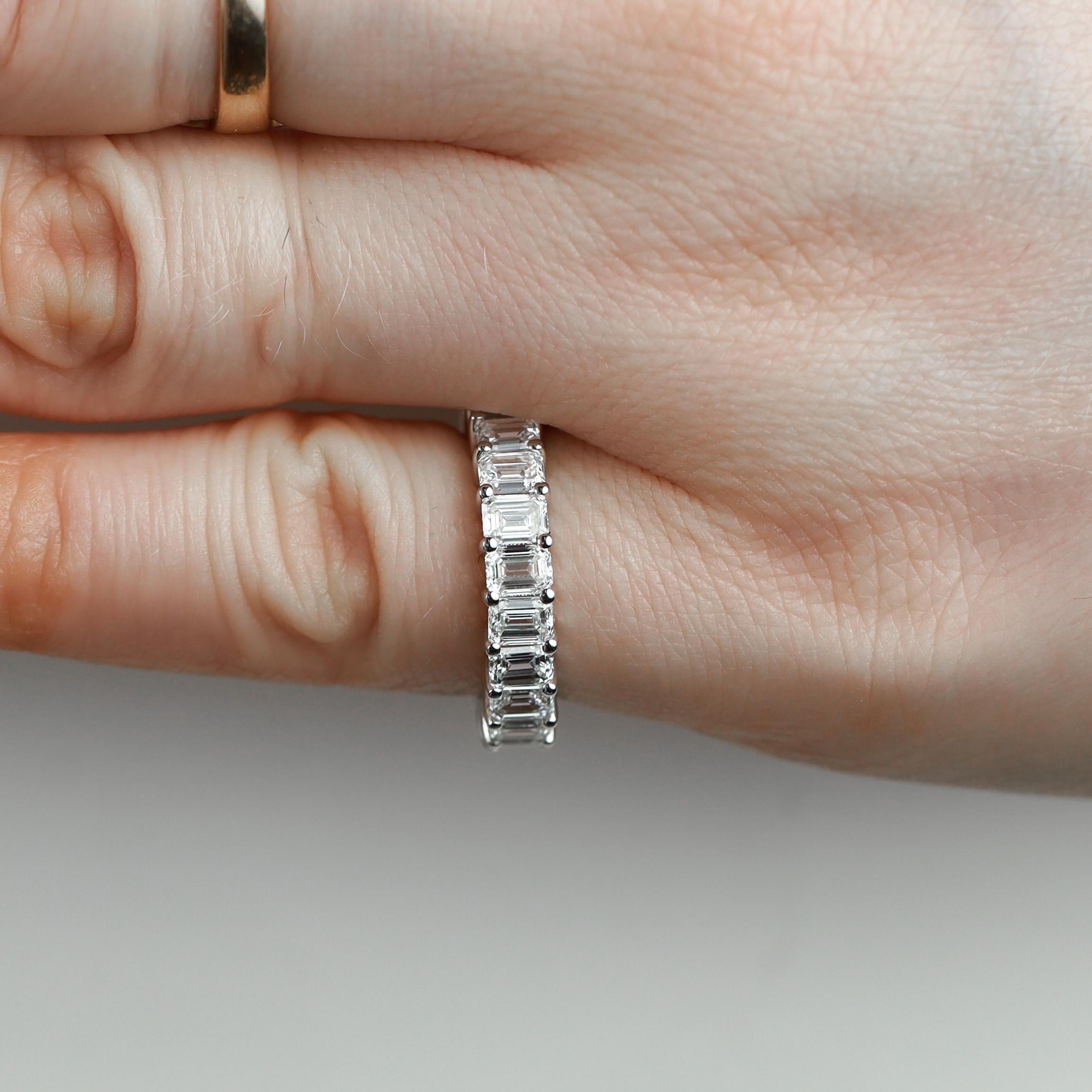 5 Carat Diamond Emerald Cut Wedding Band in 18k White Gold, F G VS Diamond Ring For Sale 1