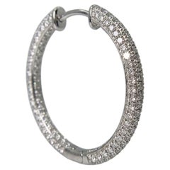 Boucles d'oreilles créoles « Inside-Out » ornées d'un diamant de 5 carats, en or blanc 18 carats