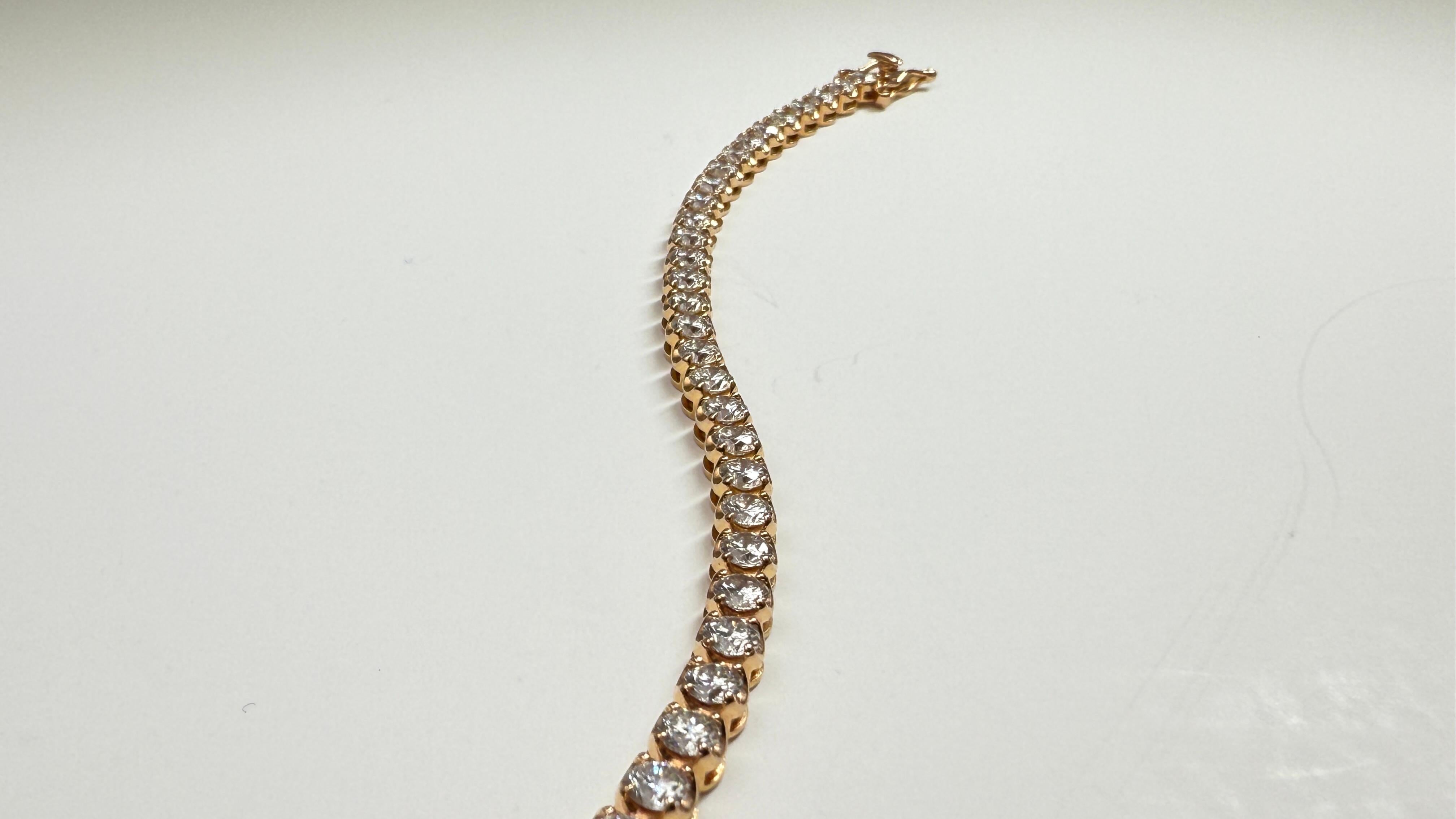 Bracciale Tennis con diamanti da 5 carati in oro giallo 18 carati in vendita 4