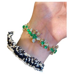 5 Karat Smaragd und 2 Karat Diamant Blumenarmband aus 18K Massivgold