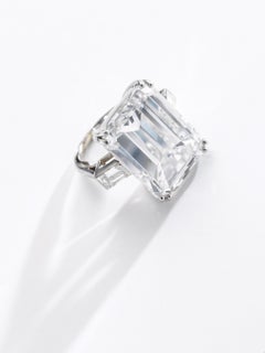 5 Carat Emerald-cut Statement / H color SI 14K White Gold Refined Grandeur