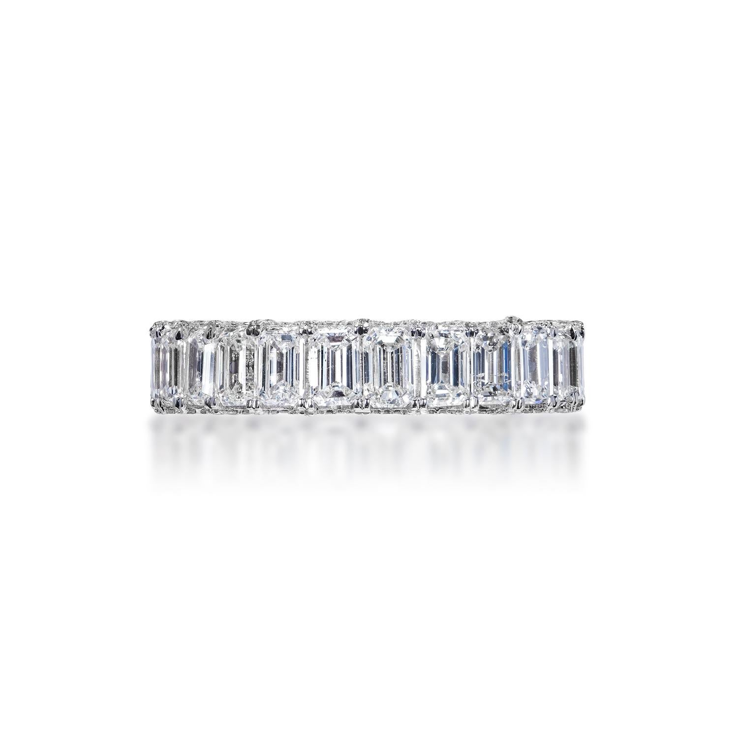 Emerald Cut 5 Carat Emerald Diamond with Micro Pavé set prongs Eternity Band Certified For Sale