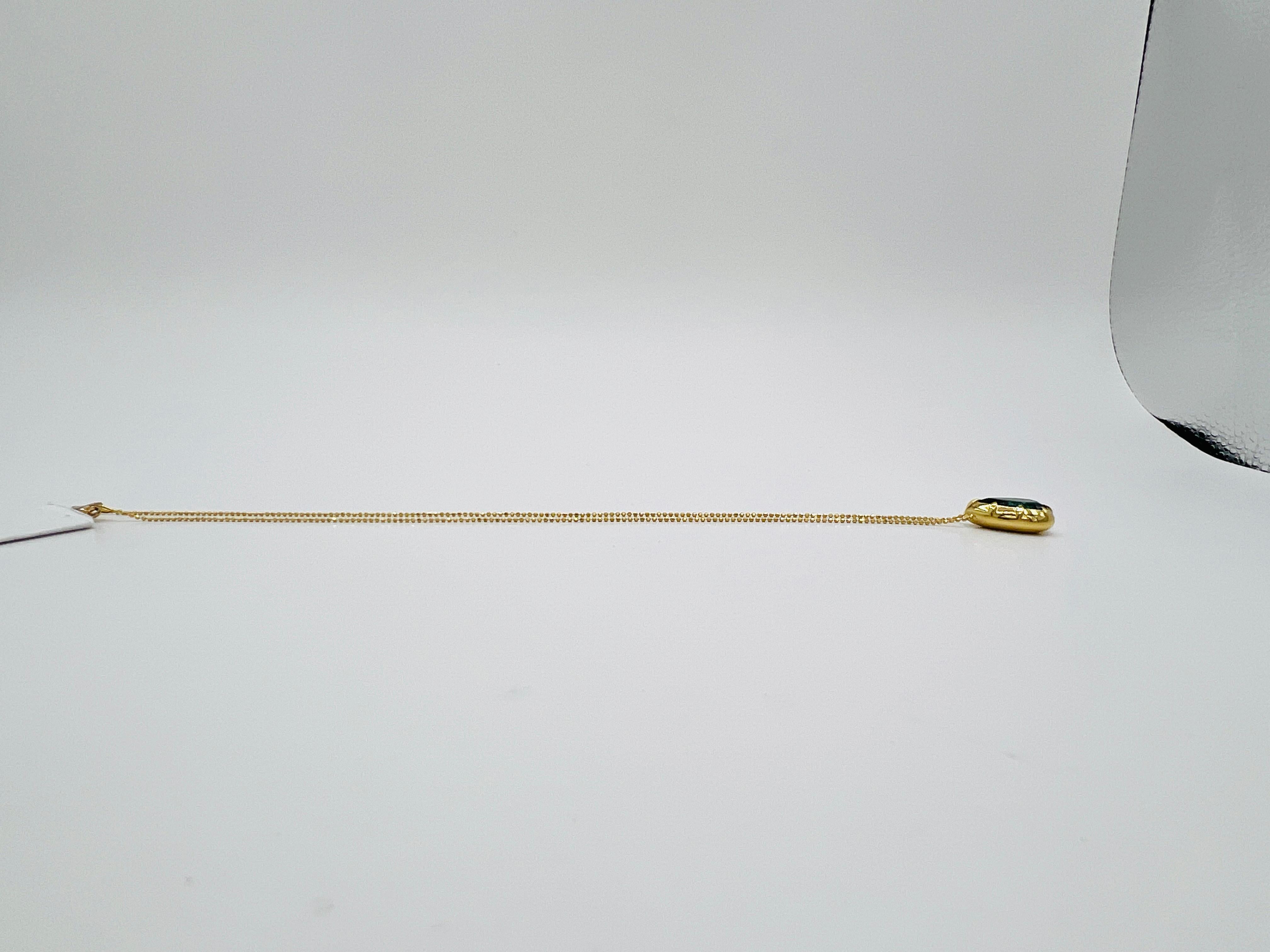 5 Carat Emerald Pear Shape Pendant Necklace in 18K Yellow Gold Neuf - En vente à Los Angeles, CA