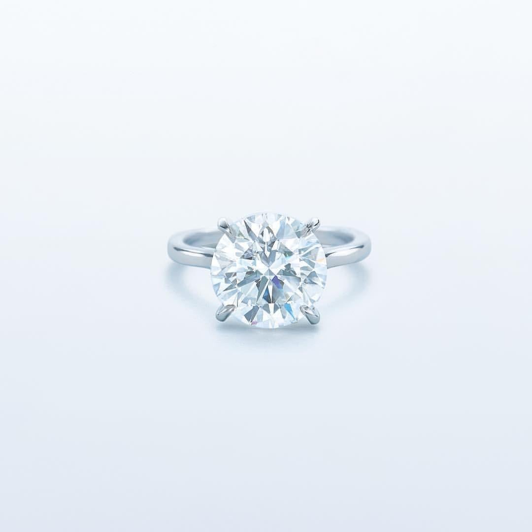 Empire 5-Carat F VS Round Brilliant Diamond Ring  A Timeless Statement GIA For Sale