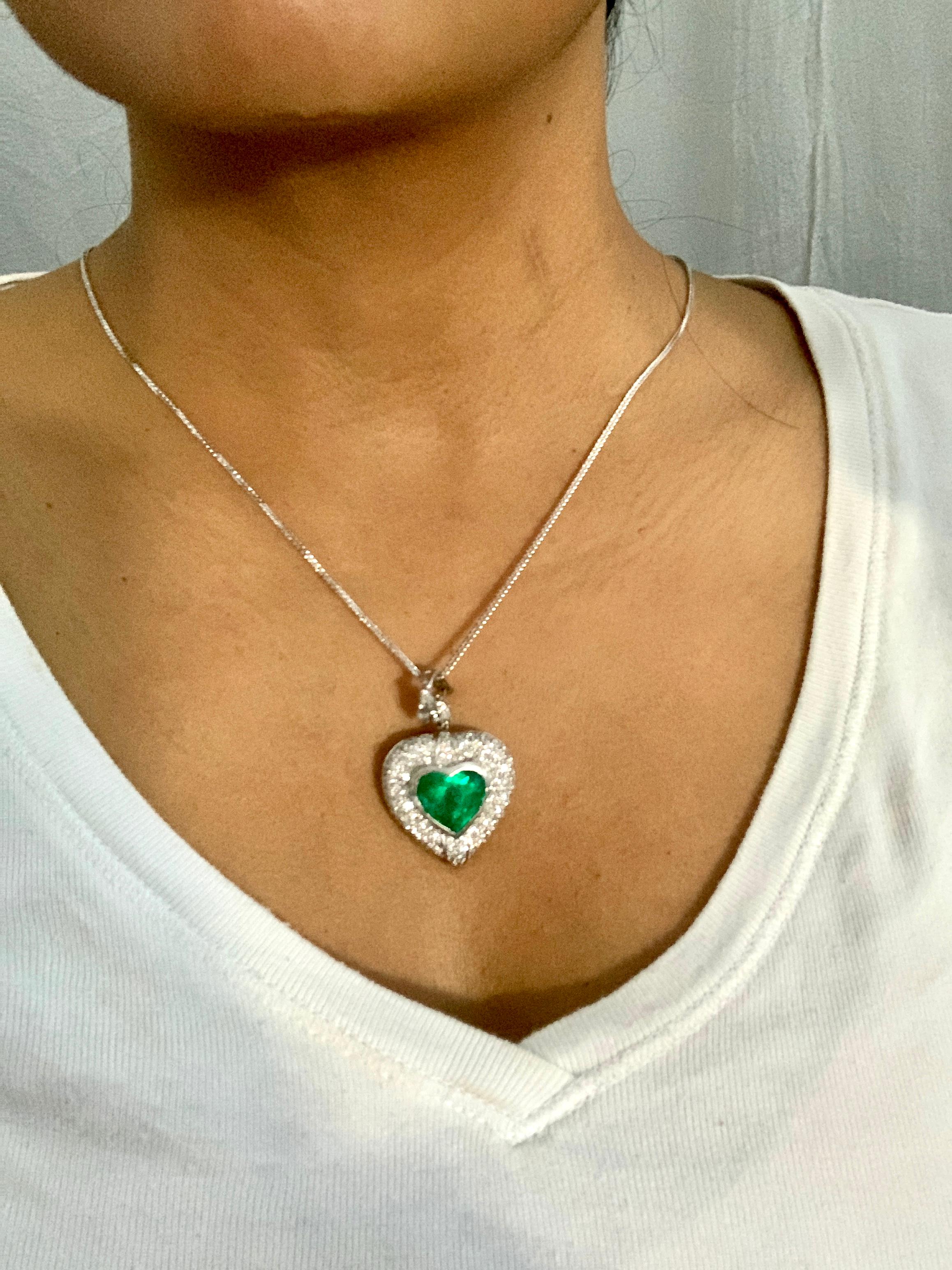 5 Carat Heart Shape Colombian Emerald and Diamond Pendant Necklace Enhancer For Sale 3