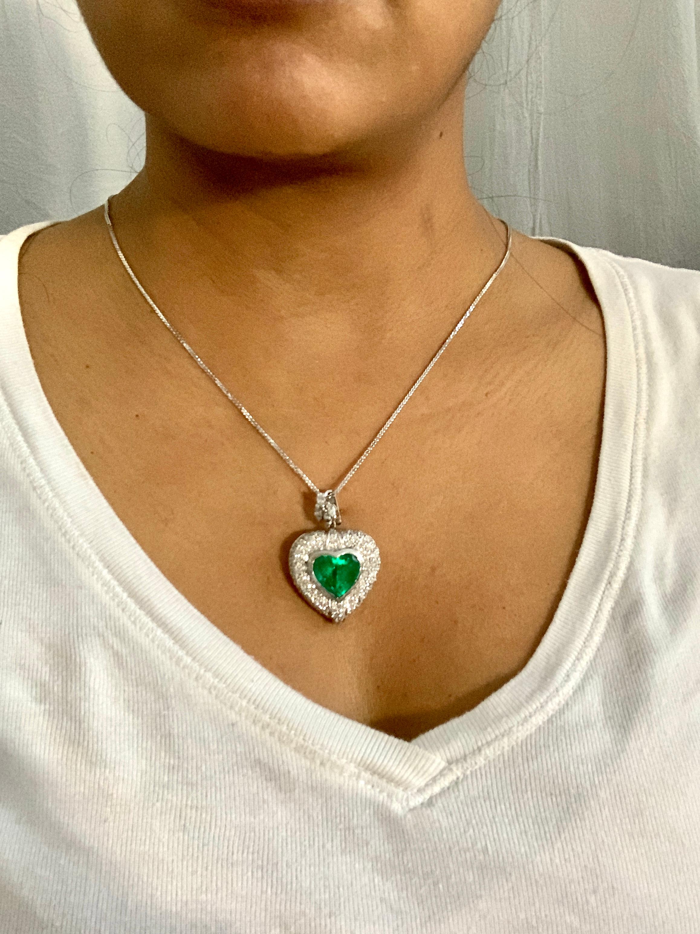5 Carat Heart Shape Colombian Emerald and Diamond Pendant Necklace Enhancer For Sale 4