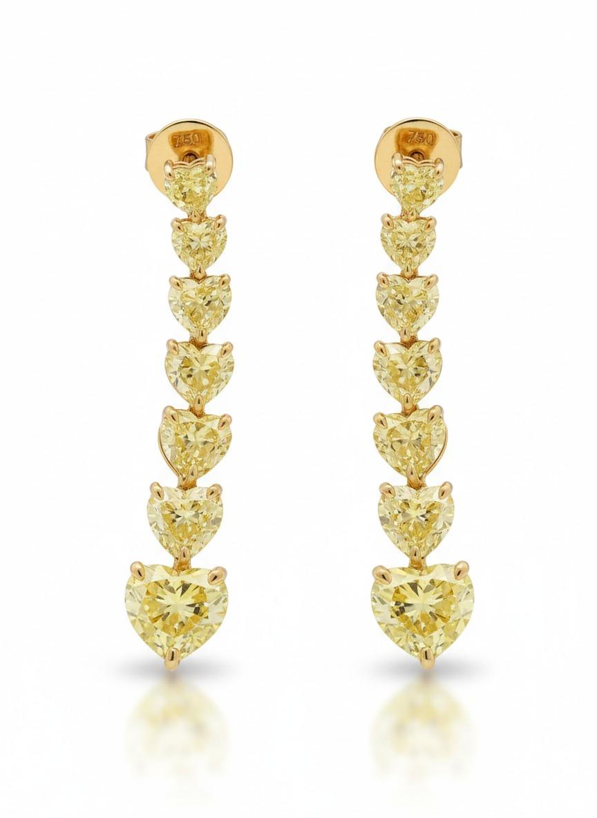Boucles d'oreilles en or jaune 18K avec diamant fantaisie jaune

Pierres : Diamants naturels

Poids total en carats : Environ 5,00 carats

Métal : Or jaune 18K

Couleur du diamant : jaune fantaisie

Clarté du diamant : VS2

Longueur : 1.25 pouces
