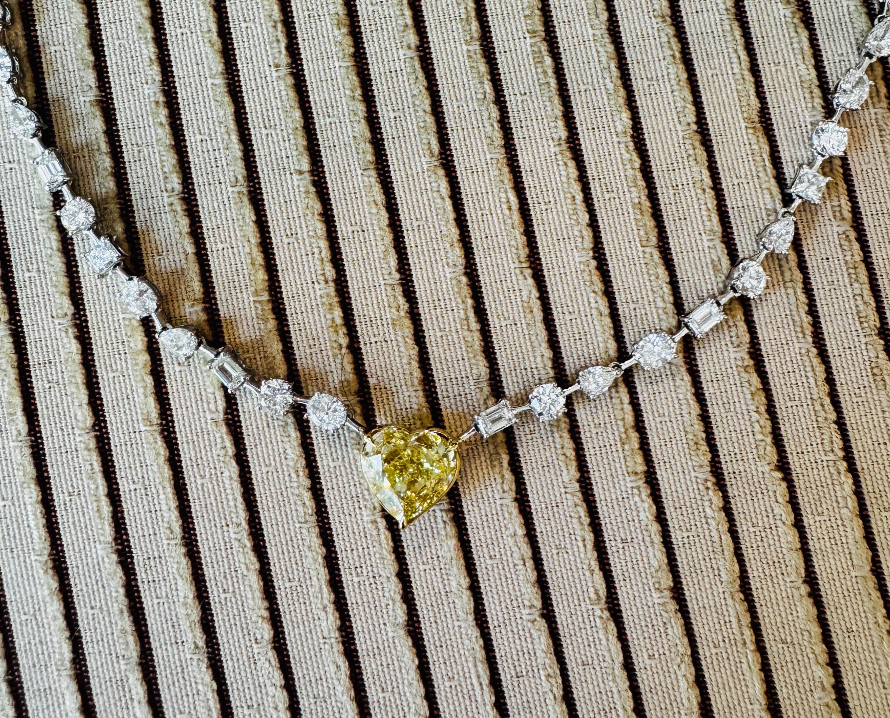 Modern 5 Carat Heart Shaped Fancy Yellow Diamond Necklace In 18 Karat Gold GIA Report For Sale