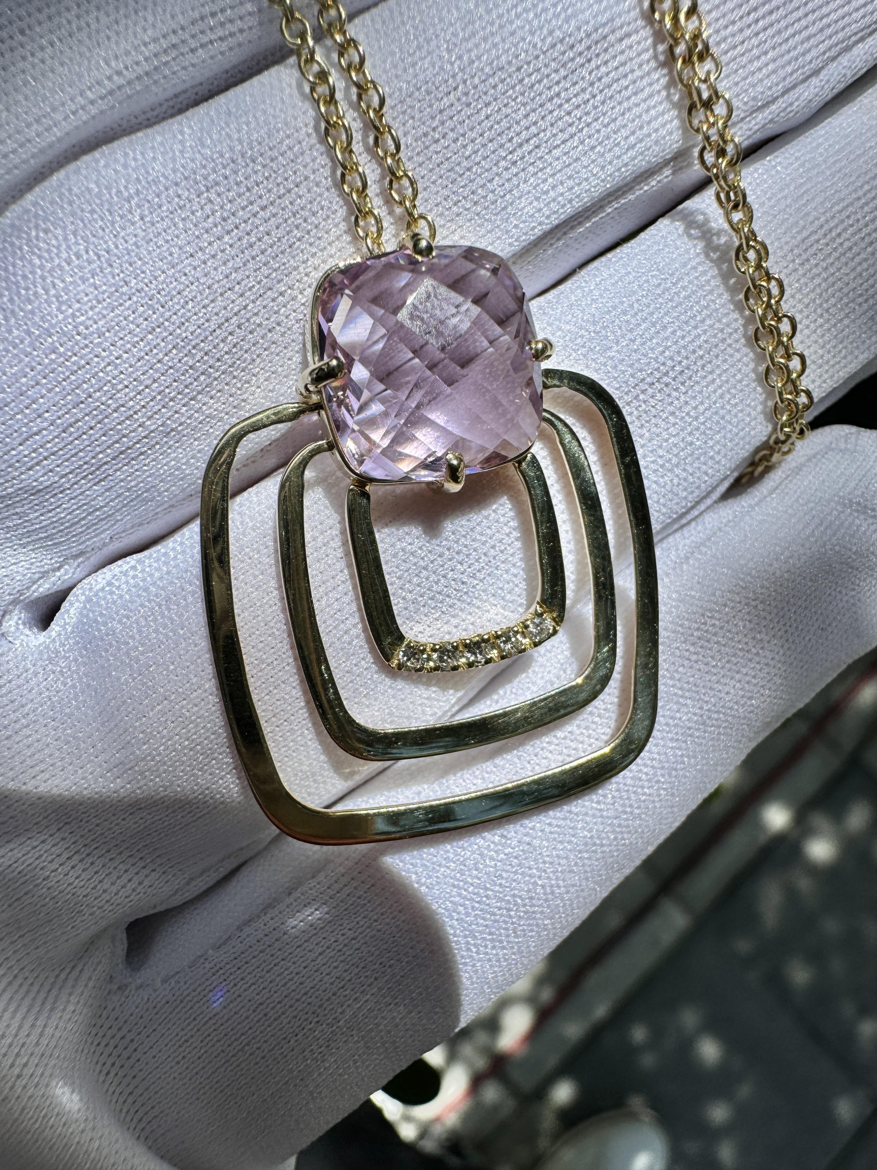 5 Carat Made In Italy Amethyst and Diamond Pendant Necklace in 14K Gold In New Condition In Miami, FL
