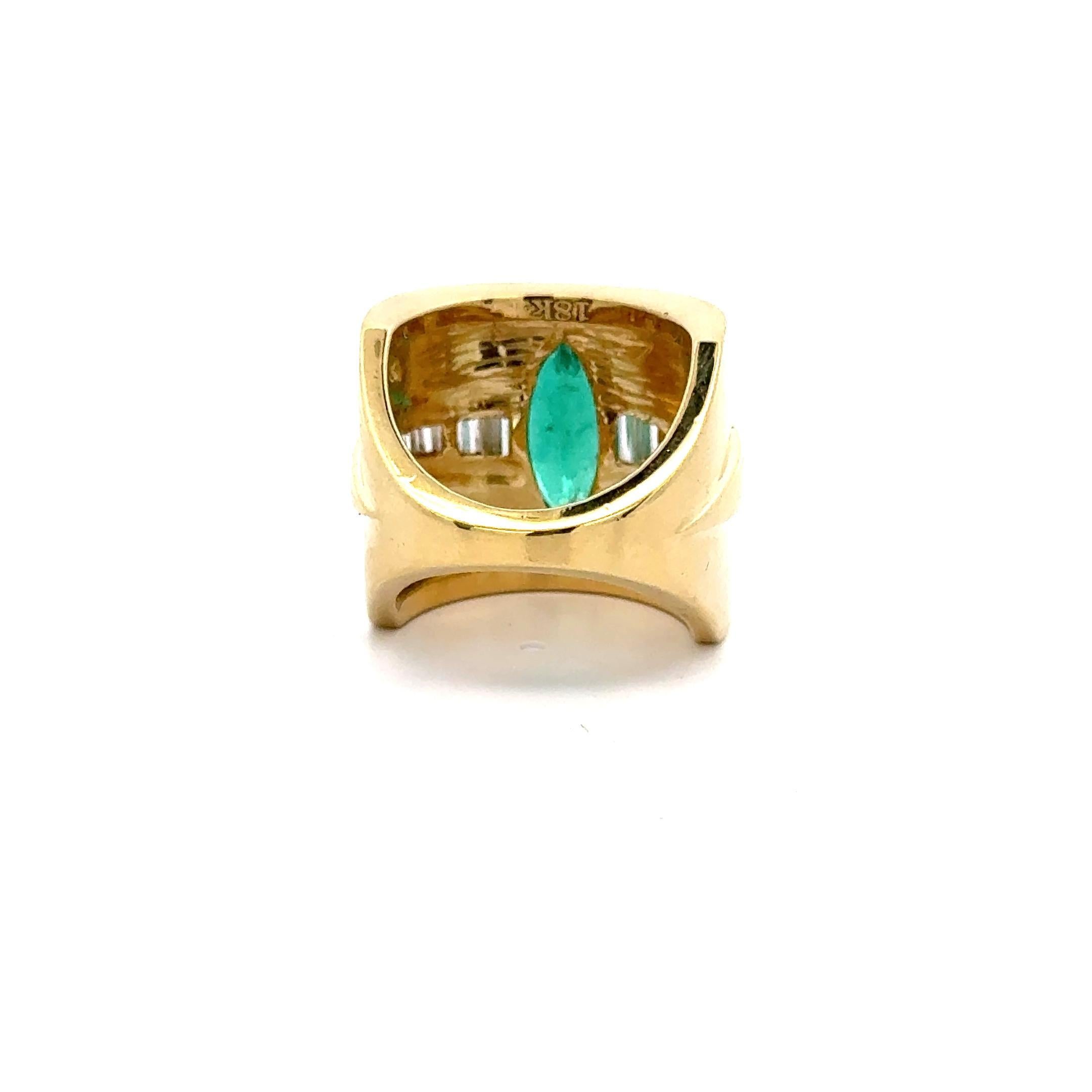 Marquise Cut 5 Carat Marquise Emerald & Baguette Diamond Channel 18K Gold Vintage Ring For Sale