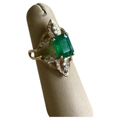 5 Carat Natural Emerald Cut Emerald & Diamond 14 Karat Yellow Gold Ring