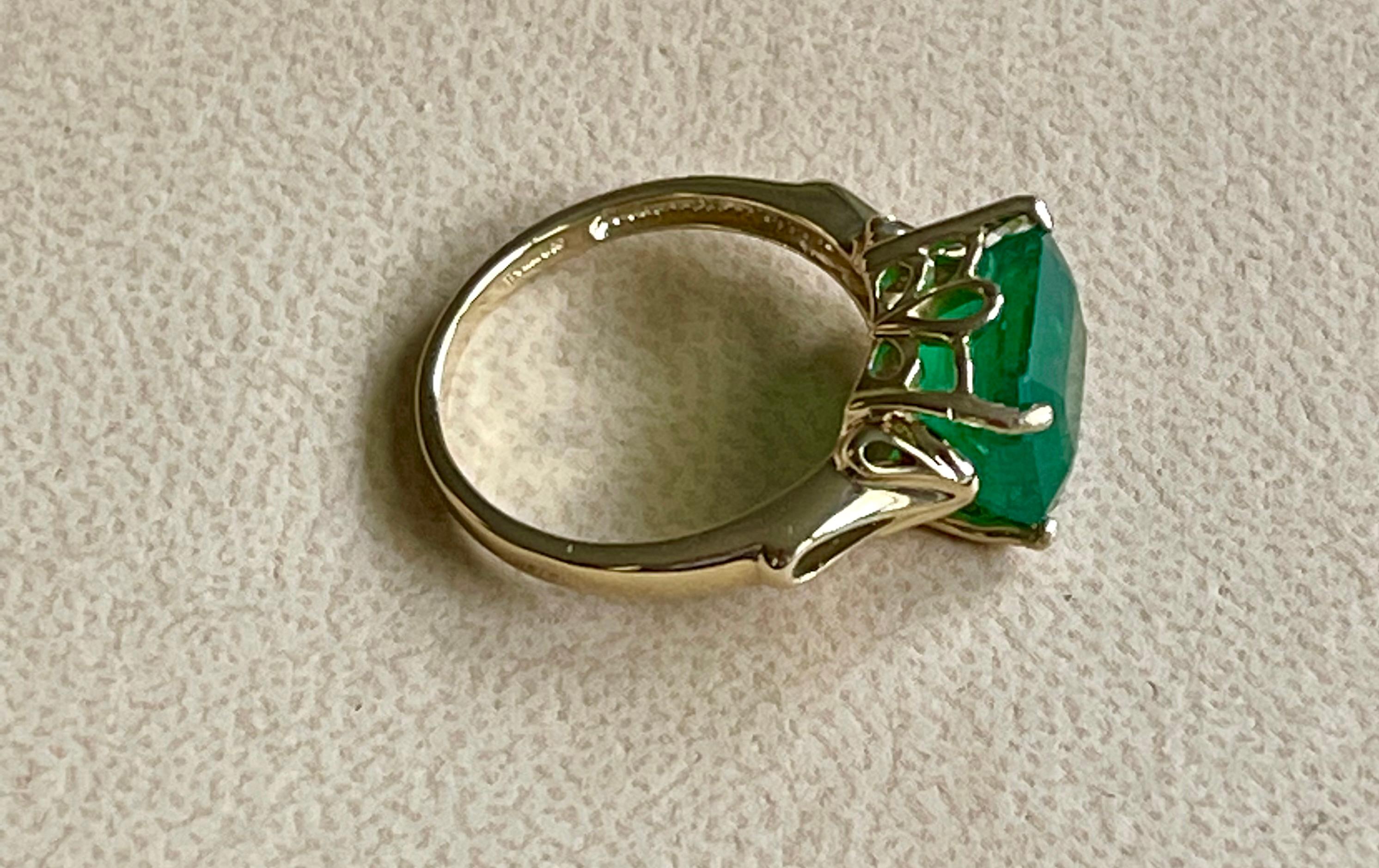 5 Carat Natural Emerald Cut Emerald Ring 14 Karat Yellow Gold Vintage 7