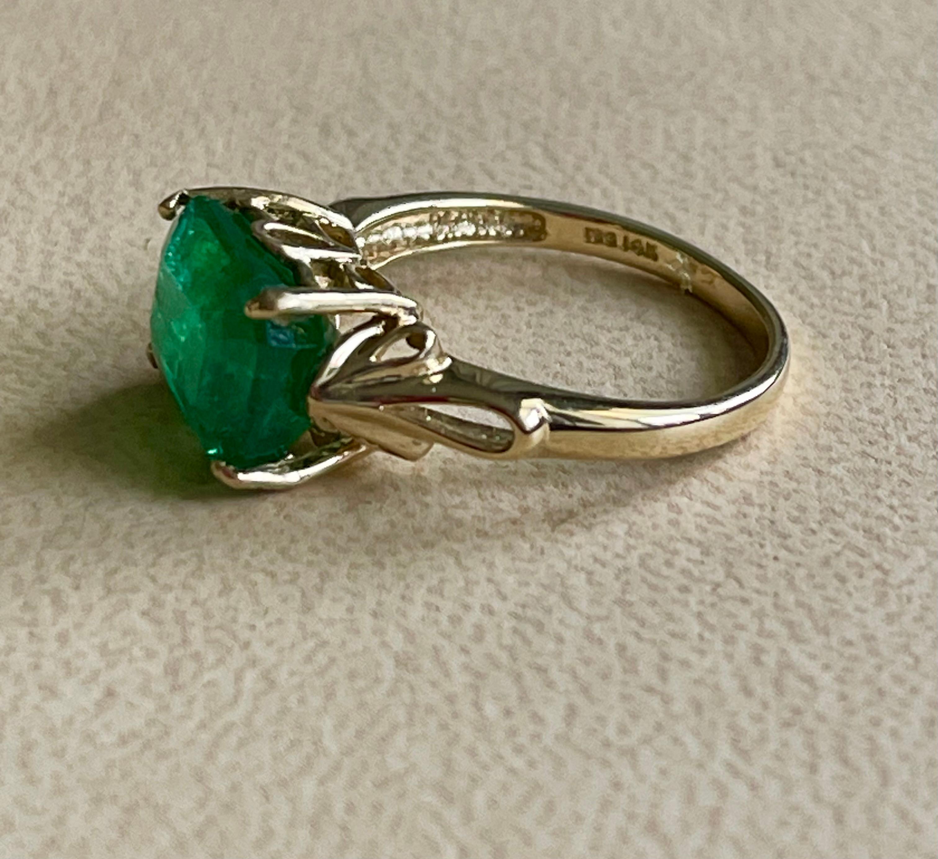 5 Carat Natural Emerald Cut Emerald Ring 14 Karat Yellow Gold Vintage 3
