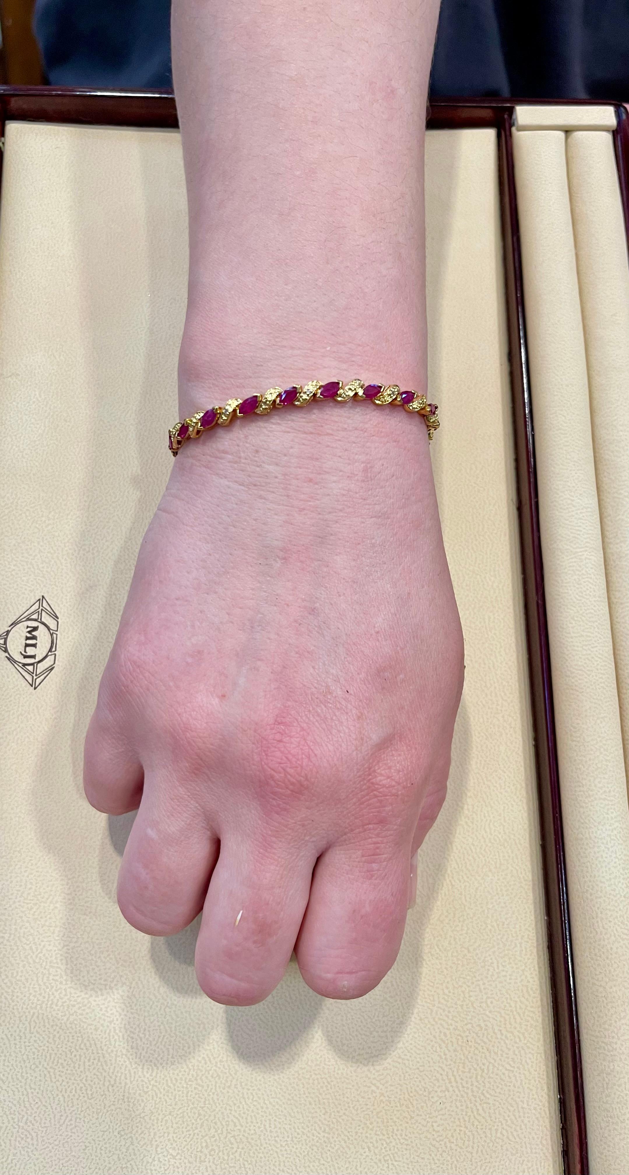 5 Carat Natural Marquise Ruby Tennis Bracelet 14 Karat Yellow Gold For Sale 2