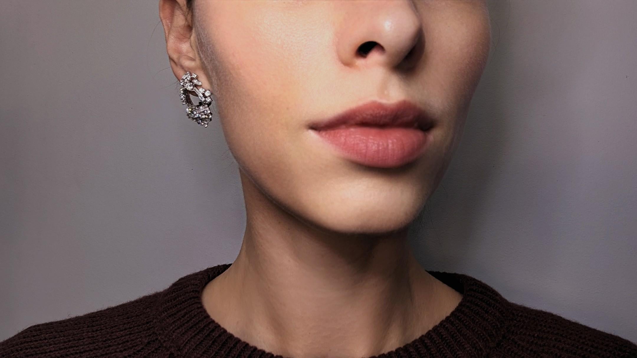 Boucle d'oreille pendante en diamant taille européenne 5 carats et diamant central 2 carats en vente 1