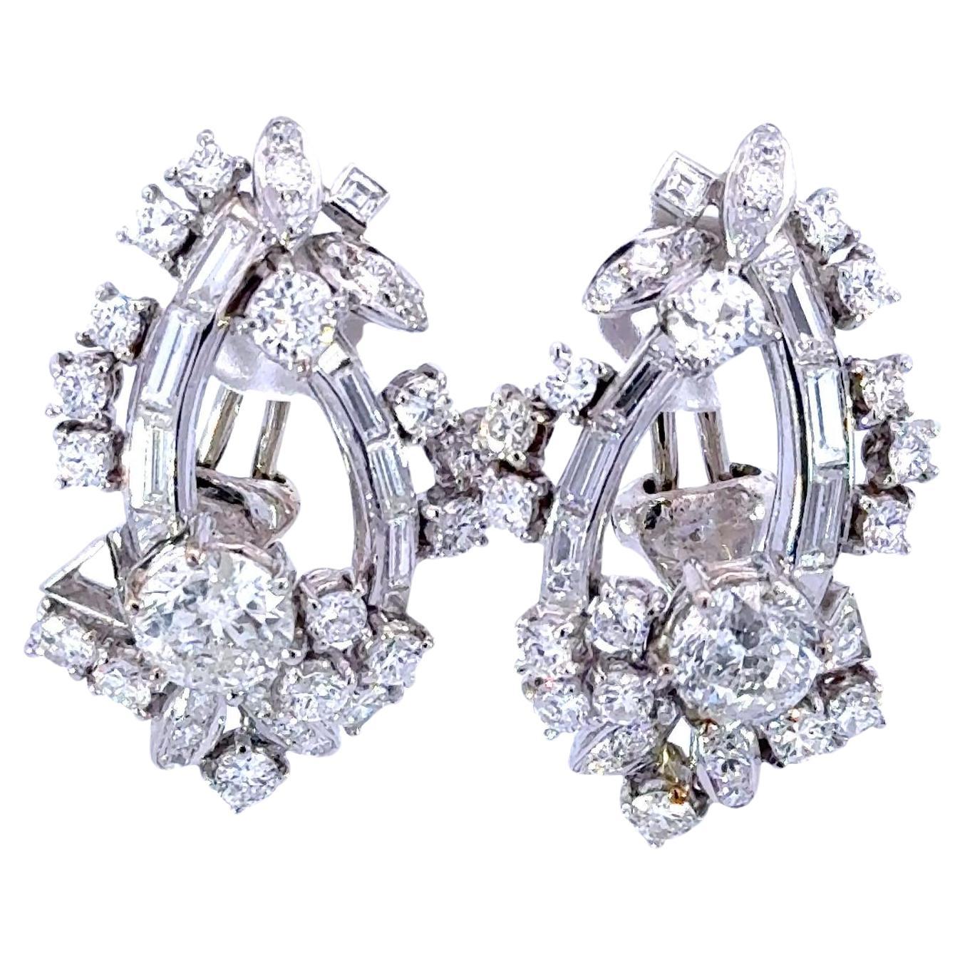 Boucle d'oreille pendante en diamant taille européenne 5 carats et diamant central 2 carats en vente