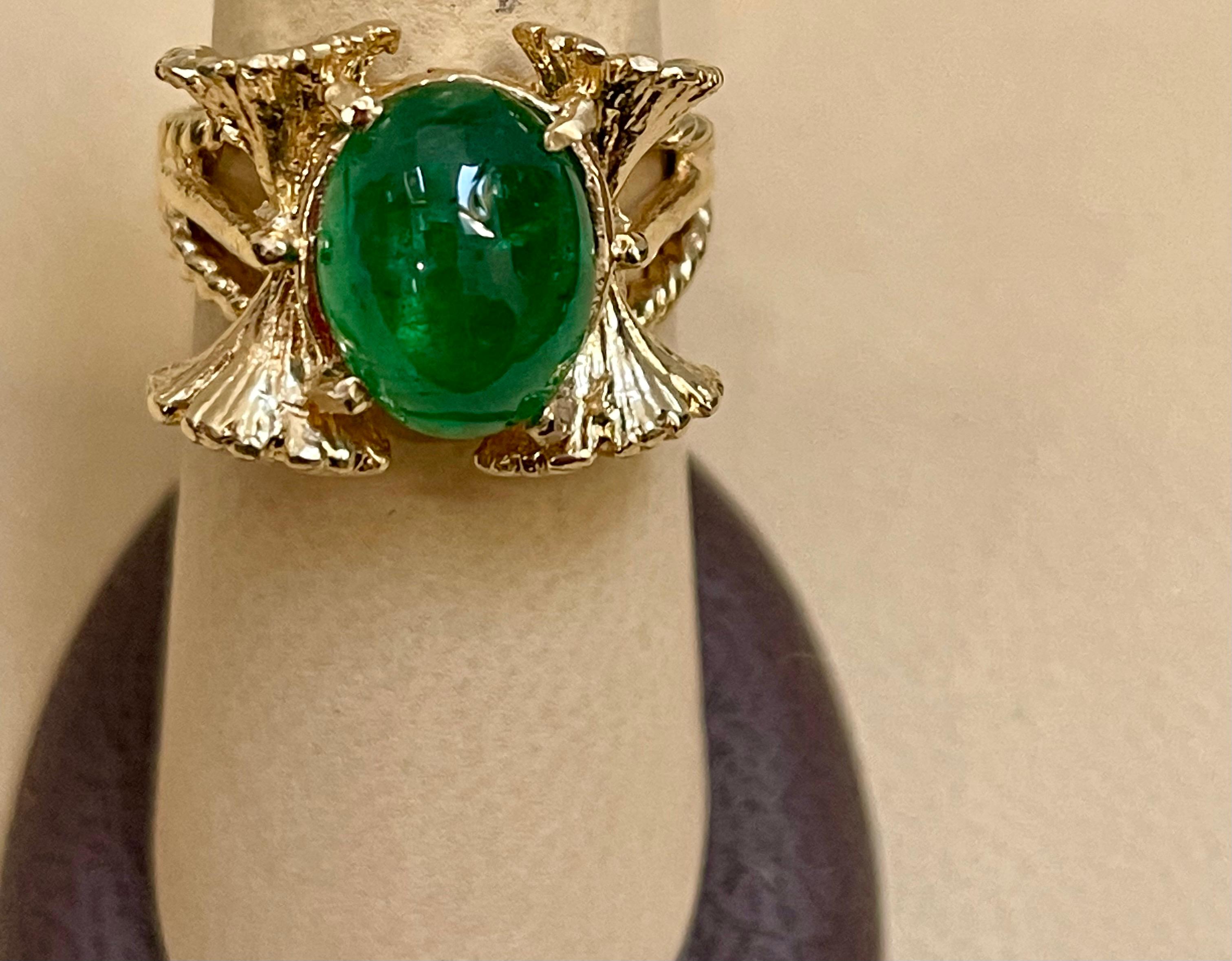 5 Carat Oval Emerald Cabochon 14 Karat Yellow Gold Cocktail Ring Vintage For Sale 10