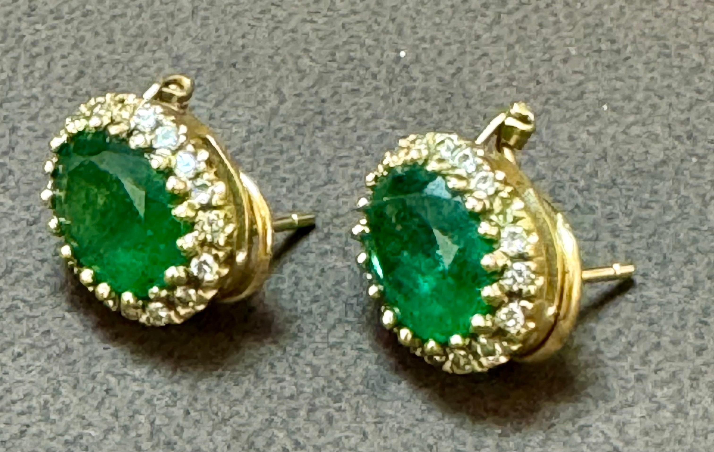 5 Carat Oval Shape Emerald & 1 Ct Diamond Post Back Earrings 14 Karat Yello Gold For Sale 5