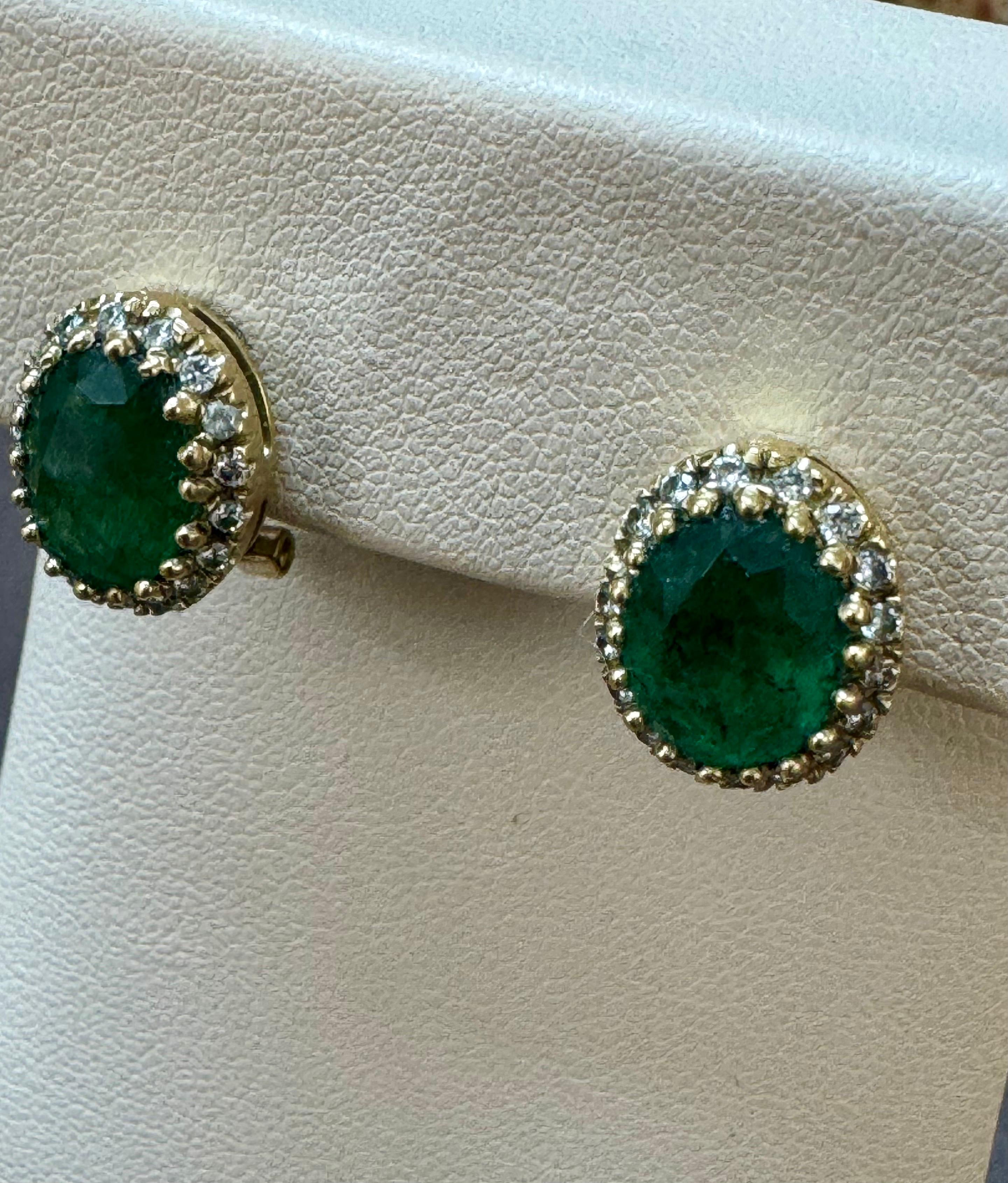 5 Carat Oval Shape Emerald & 1 Ct Diamond Post Back Earrings 14 Karat Yello Gold For Sale 6