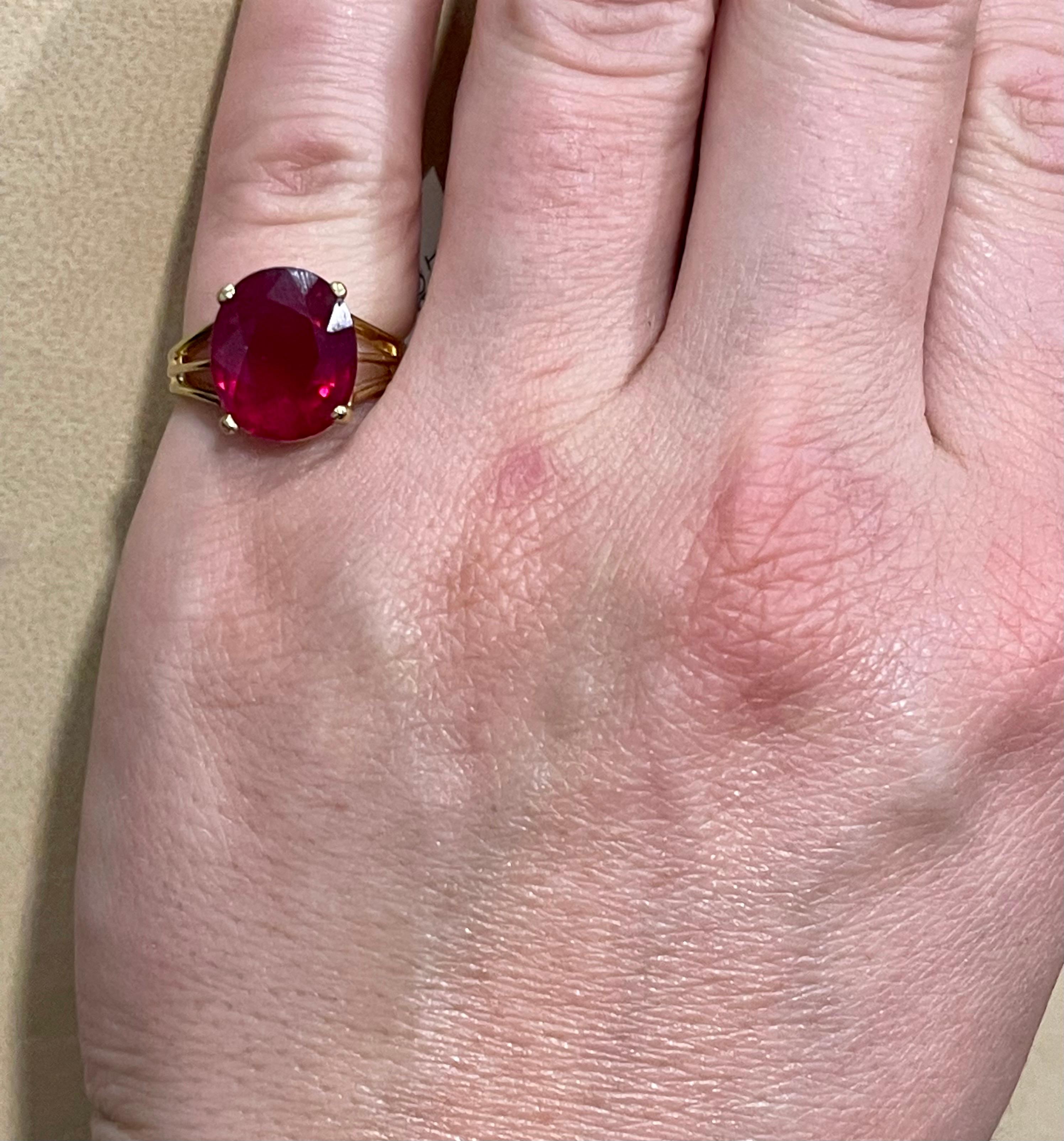 5 Carat Oval shape Treated Ruby 14 Karat Yellow Gold Ring For Sale 10