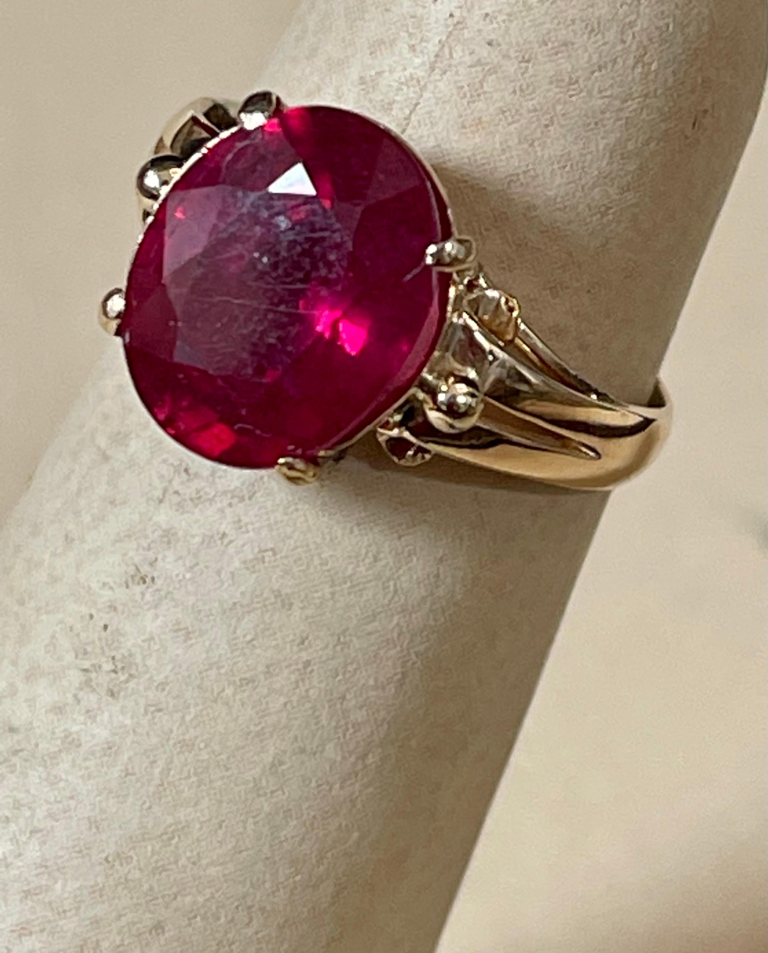 5 Carat Oval shape Treated Ruby 14 Karat Yellow Gold Ring For Sale 3