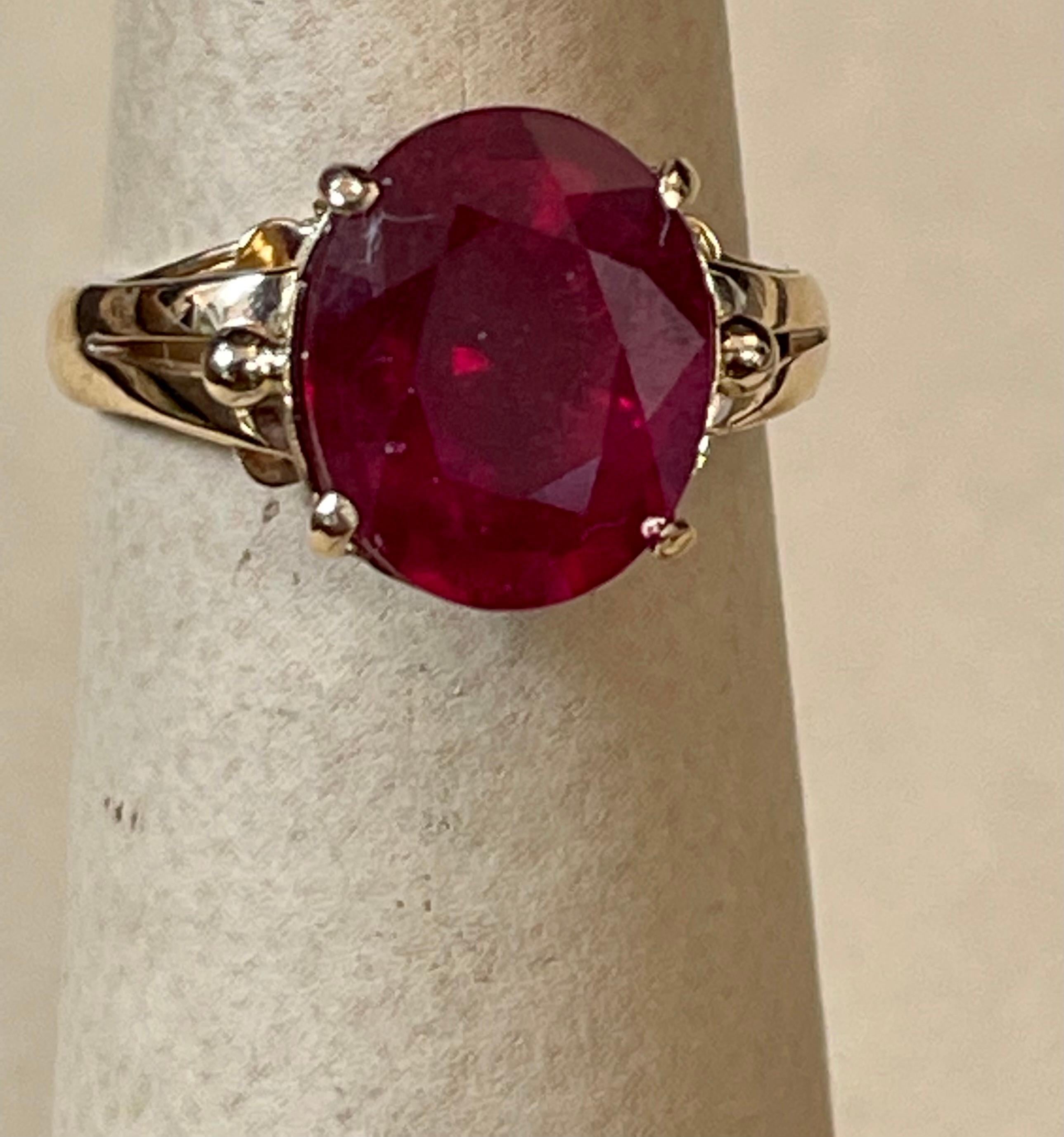 5 Carat Oval shape Treated Ruby 14 Karat Yellow Gold Ring For Sale 4