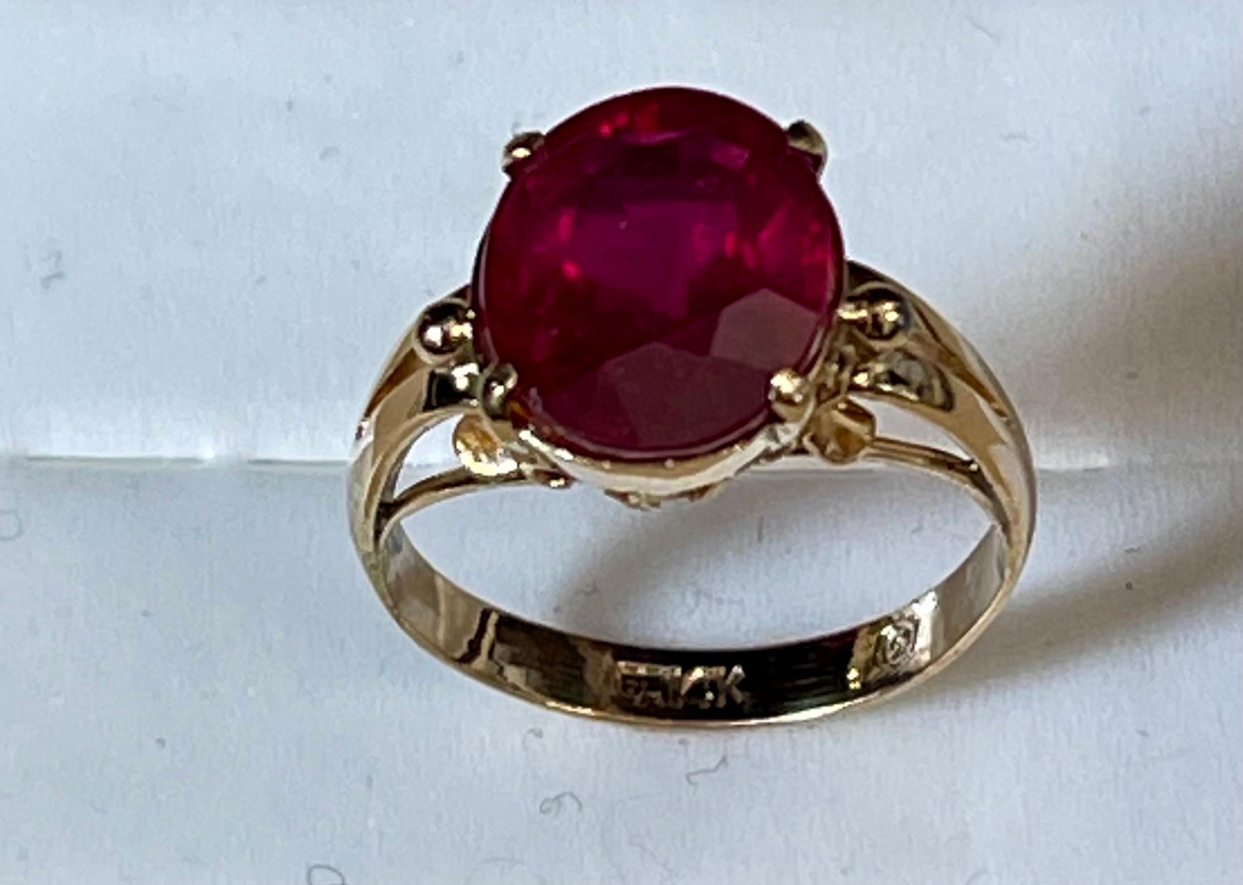 Oval Cut 5 Carat Oval shape Treated Ruby 14 Karat Yellow Gold Ring For Sale