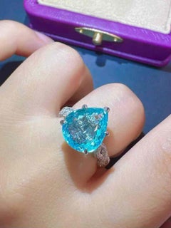 5 Karat Paraiba Turmalin Diamantring im Birnenschliff