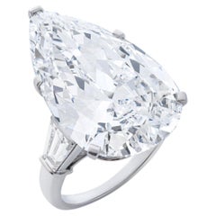 5 Carat Pear Statement Brilliante White / F color VVS 14K White Gold Diamond Ring