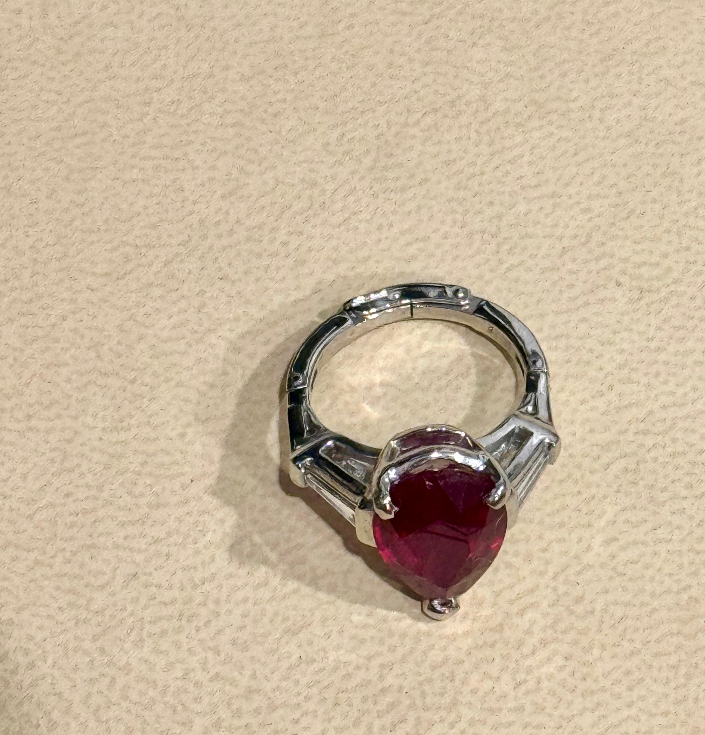 Anillo de oro blanco de 14 quilates con rubí tratado pera de 5 quilates y diamante de 0,25 quilates Talla 4,5 Corte oval en venta