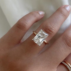 5 Carat Radiant Cut 18K Yellow Gold Engagement Ring