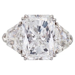 5 Carat Radiant Statement Brilliant White VS  Gold  Sophistication Diamond Ring
