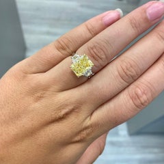 5 Carat Radiant Statement Fancy Yellow 14K White Gold Rare Fancy-Color Splendour