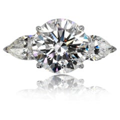 5 Carat Round Brilliant Statement Brilliant White / D color VS 14K White Gold