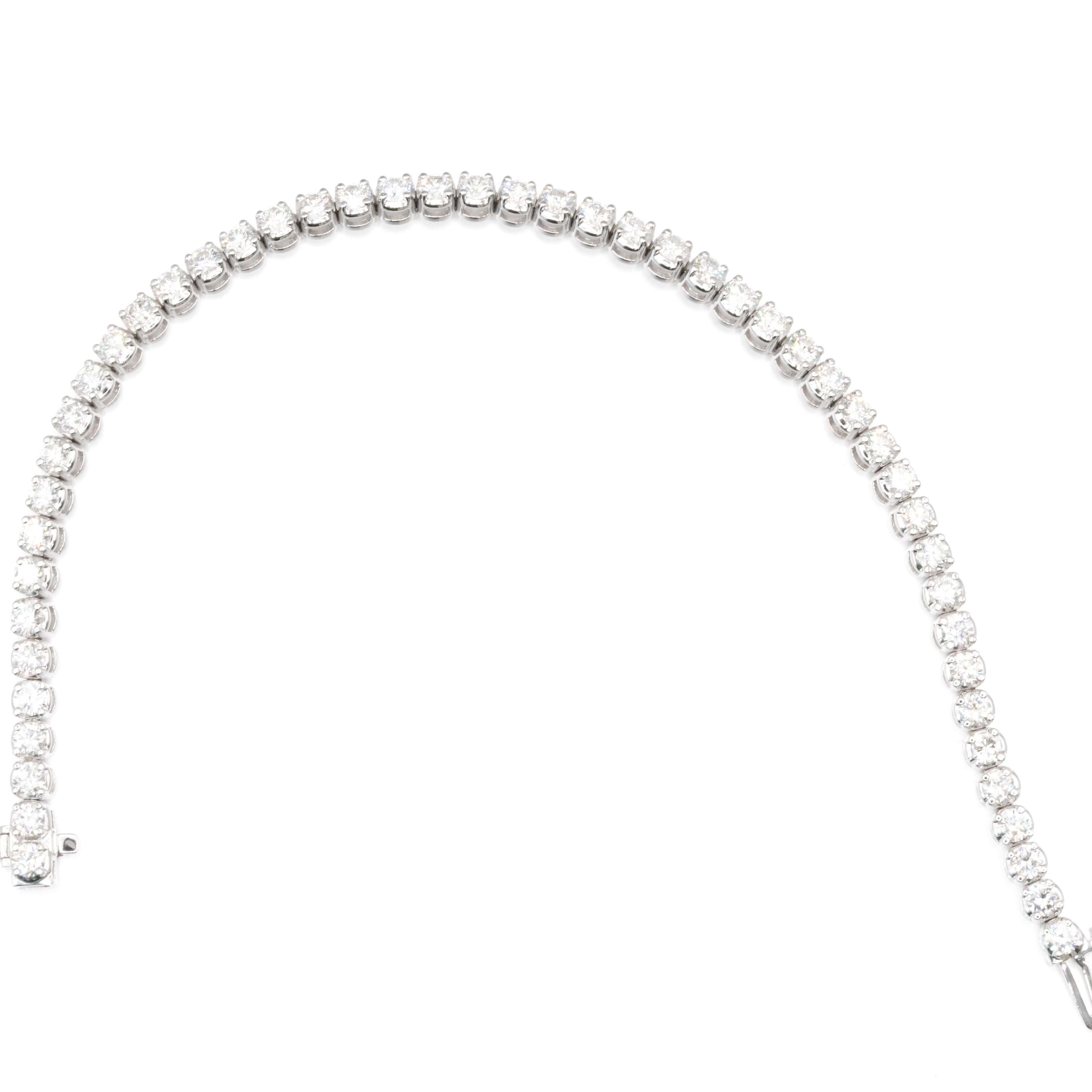 Pulsera de tenis de oro blanco de 14 quilates con diamante redondo de 5 quilates Contemporáneo en venta