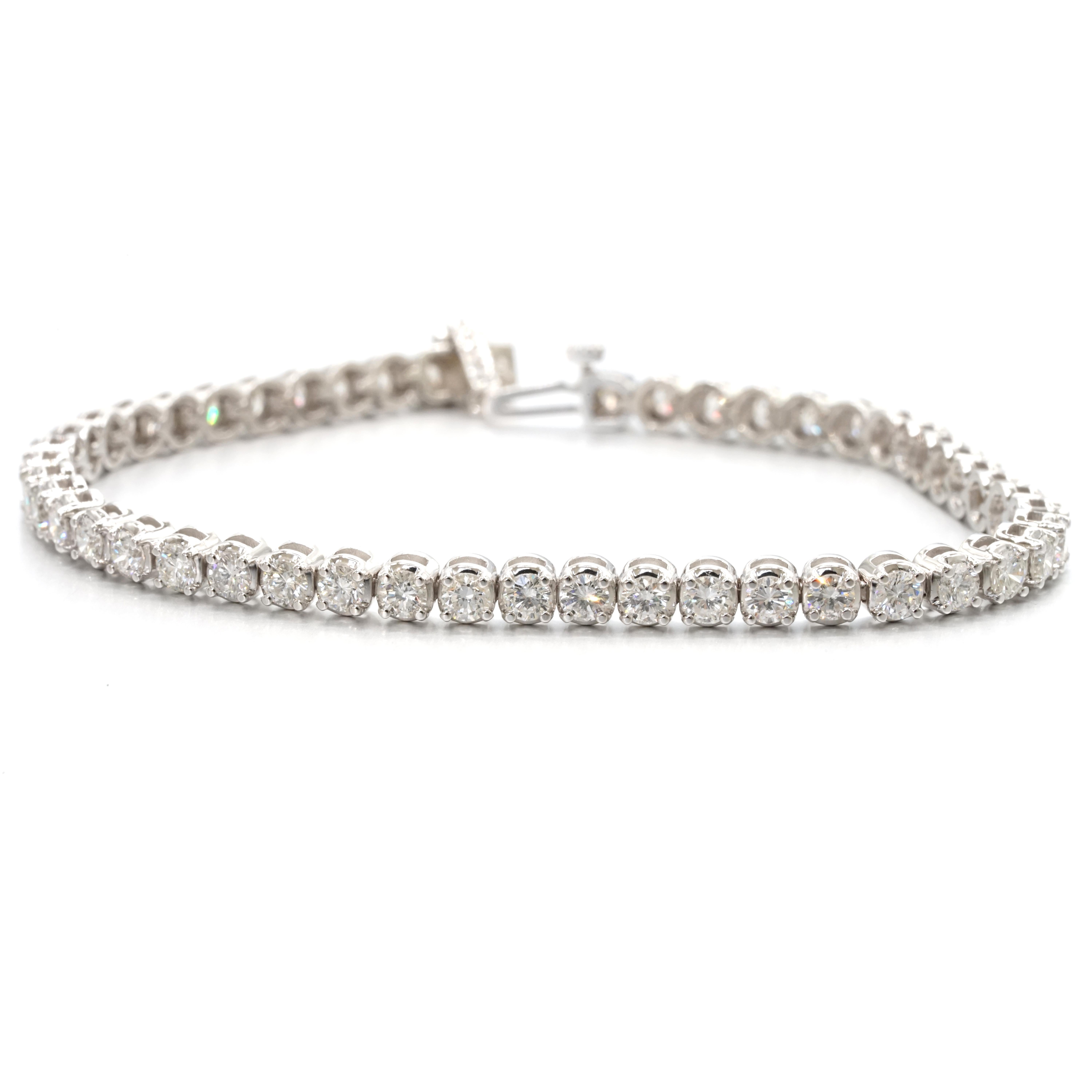Pulsera de tenis de oro blanco de 14 quilates con diamante redondo de 5 quilates en Nuevo estado para la venta en Chicago, IL