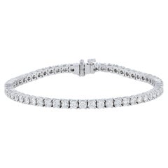 Bracelet tennis en or blanc avec diamants ronds de 5 carats
