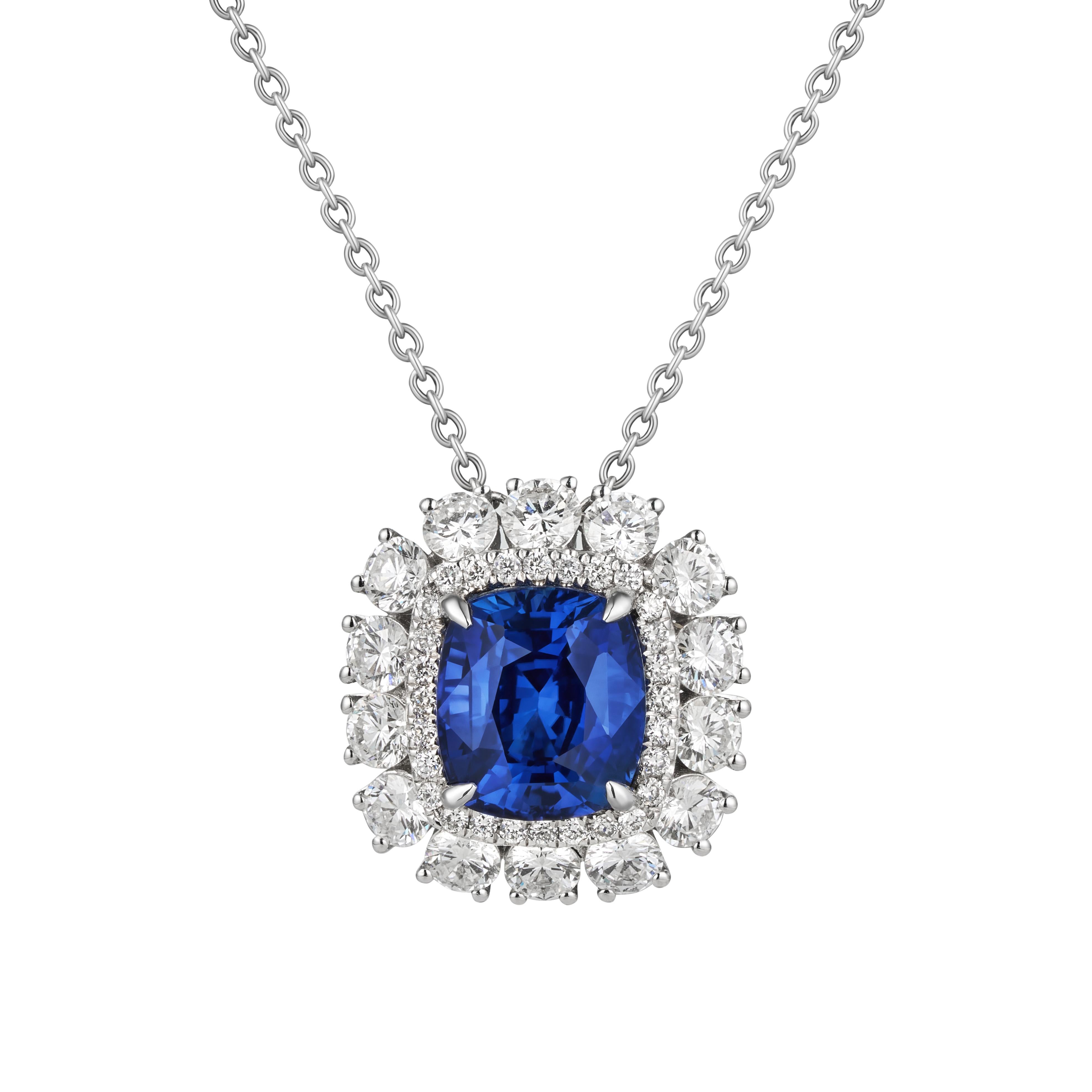 Contemporain Bague et pendentif convertible en saphir bleu royal naturel de 5 carats et diamants  en vente