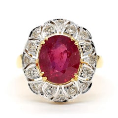 5 Carat Ruby and Diamond Halo 18K Gold Ring