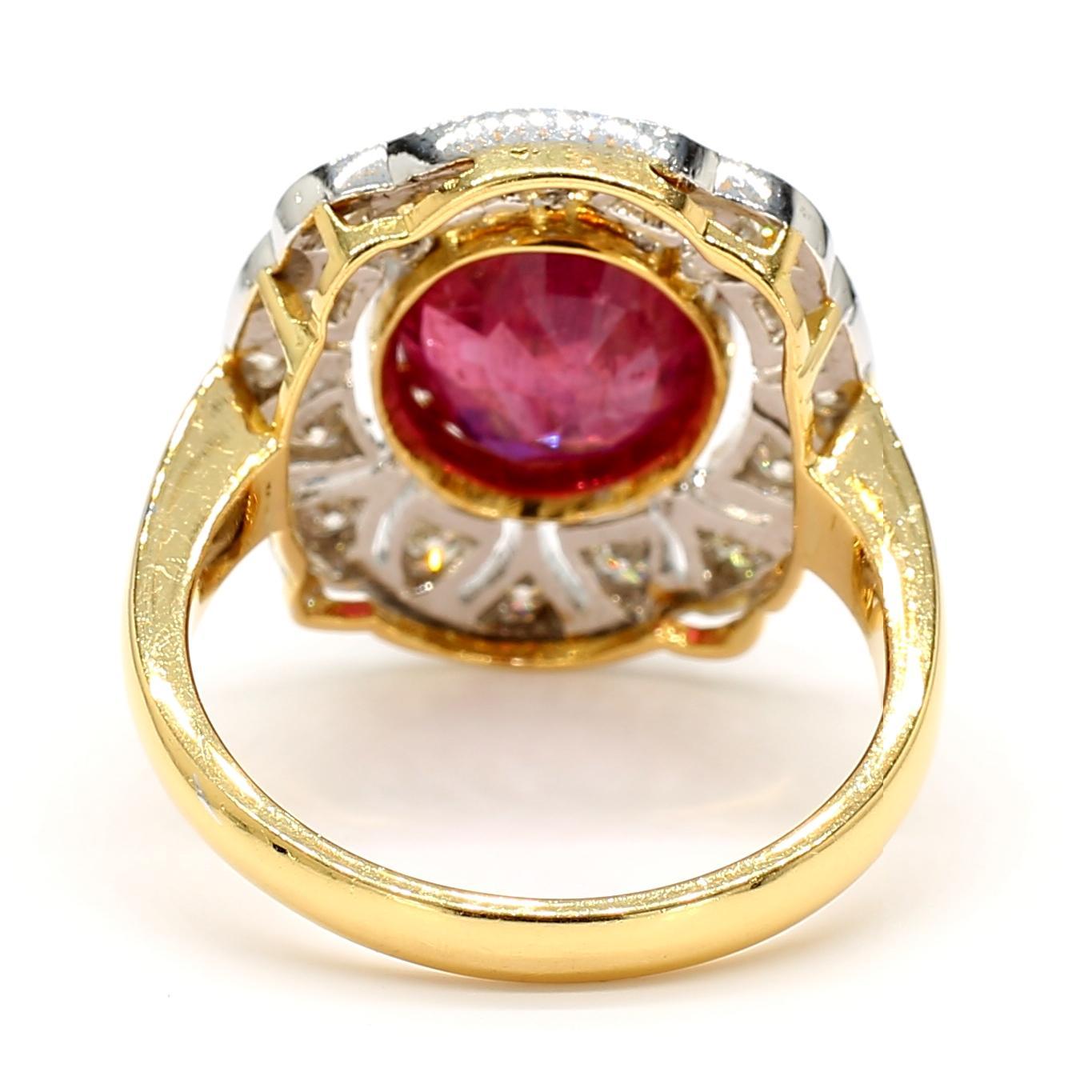 5 Carat Ruby and Diamond Halo 18K Gold Ring For Sale 2
