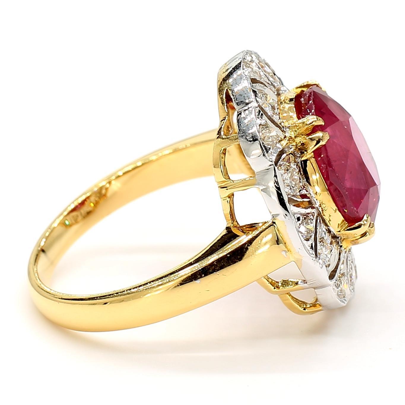 5 Carat Ruby and Diamond Halo 18K Gold Ring For Sale 4