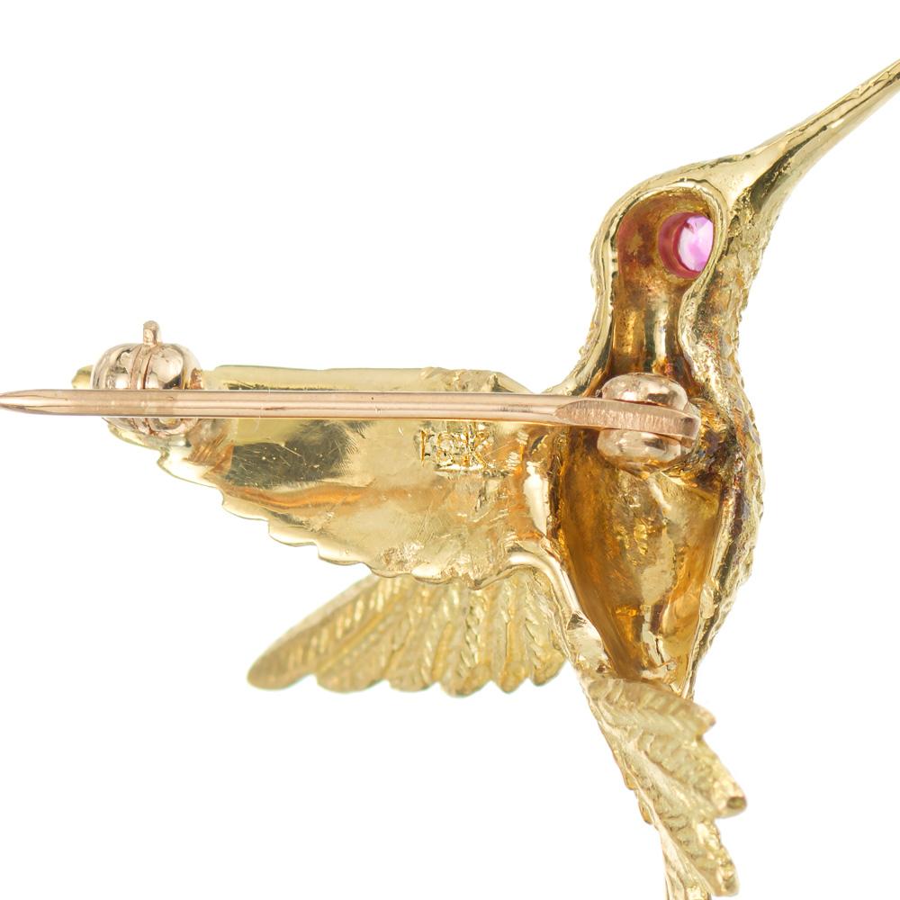 Round Cut .5 Carat Ruby Yellow Gold Hummingbird Brooch Set
