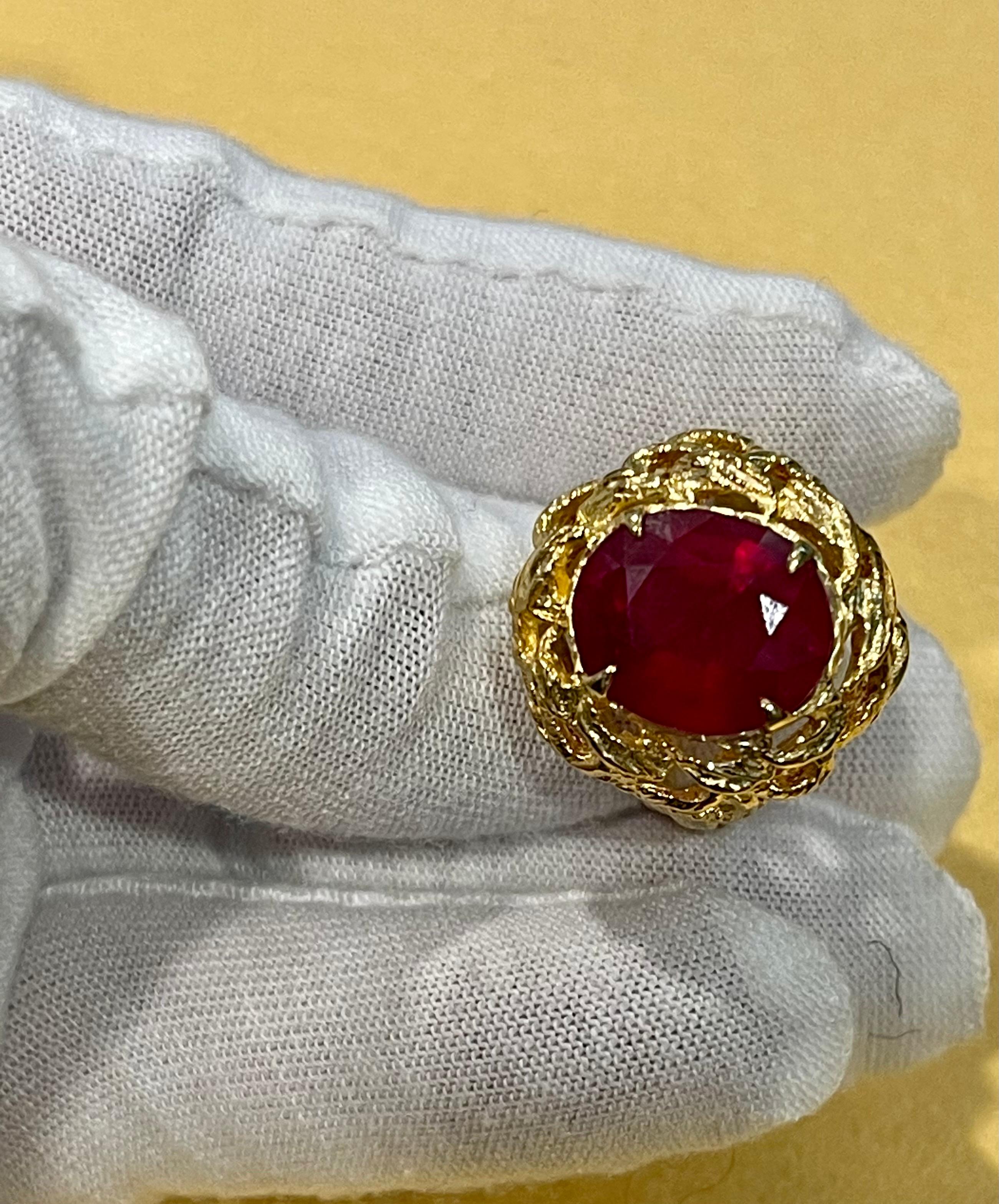 5 Carat Treated Oval Ruby 14 Karat Yellow Gold Cocktail Ring For Sale 8